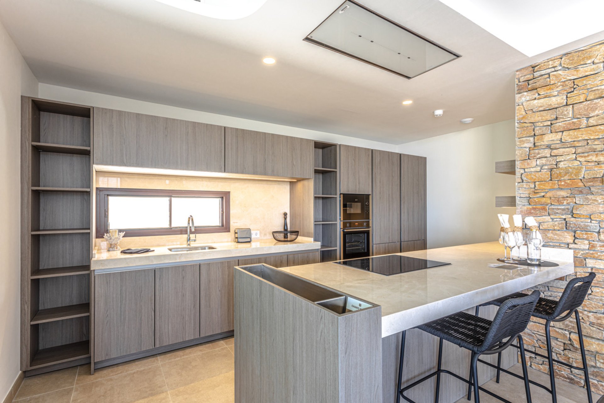 Obra nueva - Villa -
Benahavís