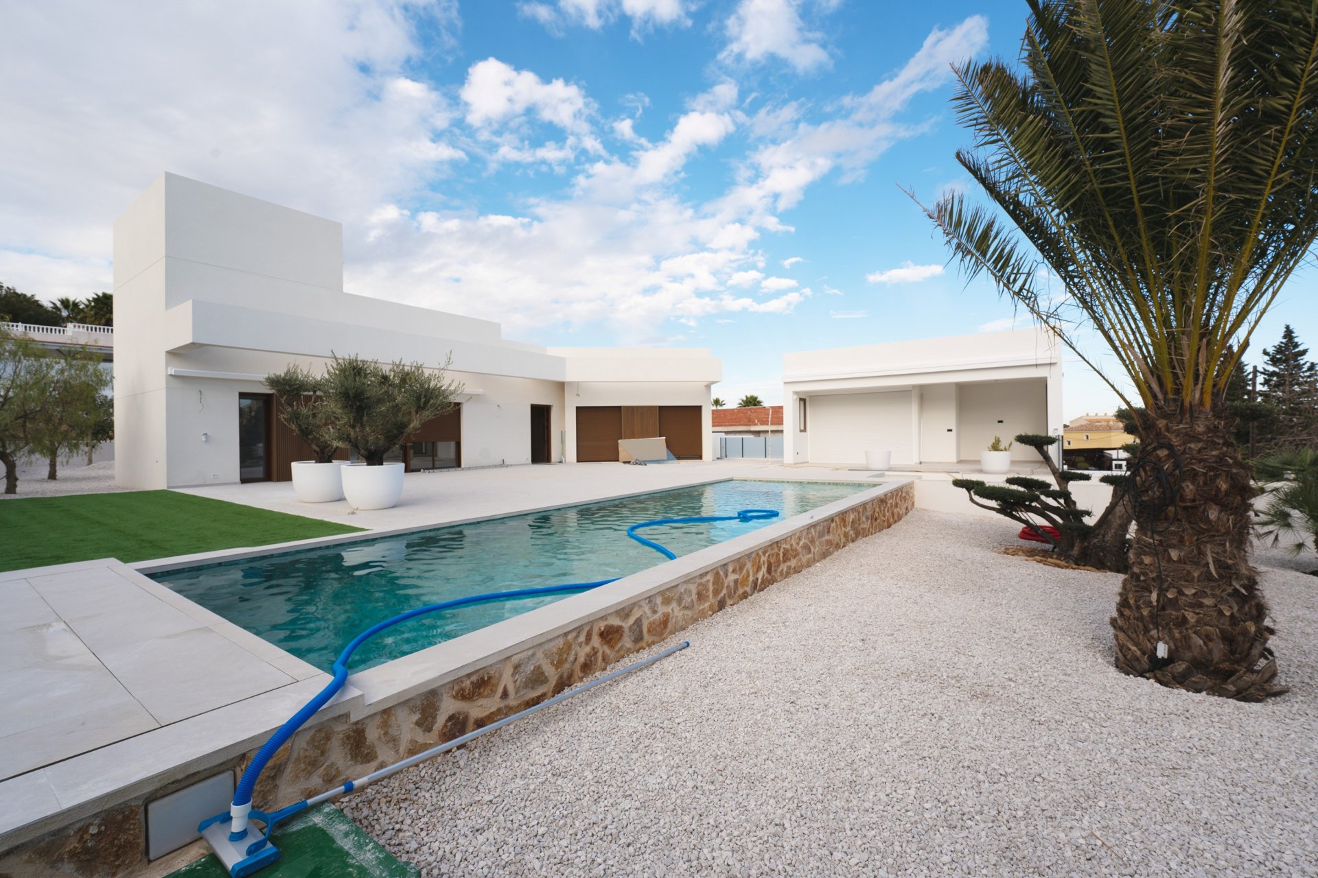 Obra nueva - Villa -
Benejúzar