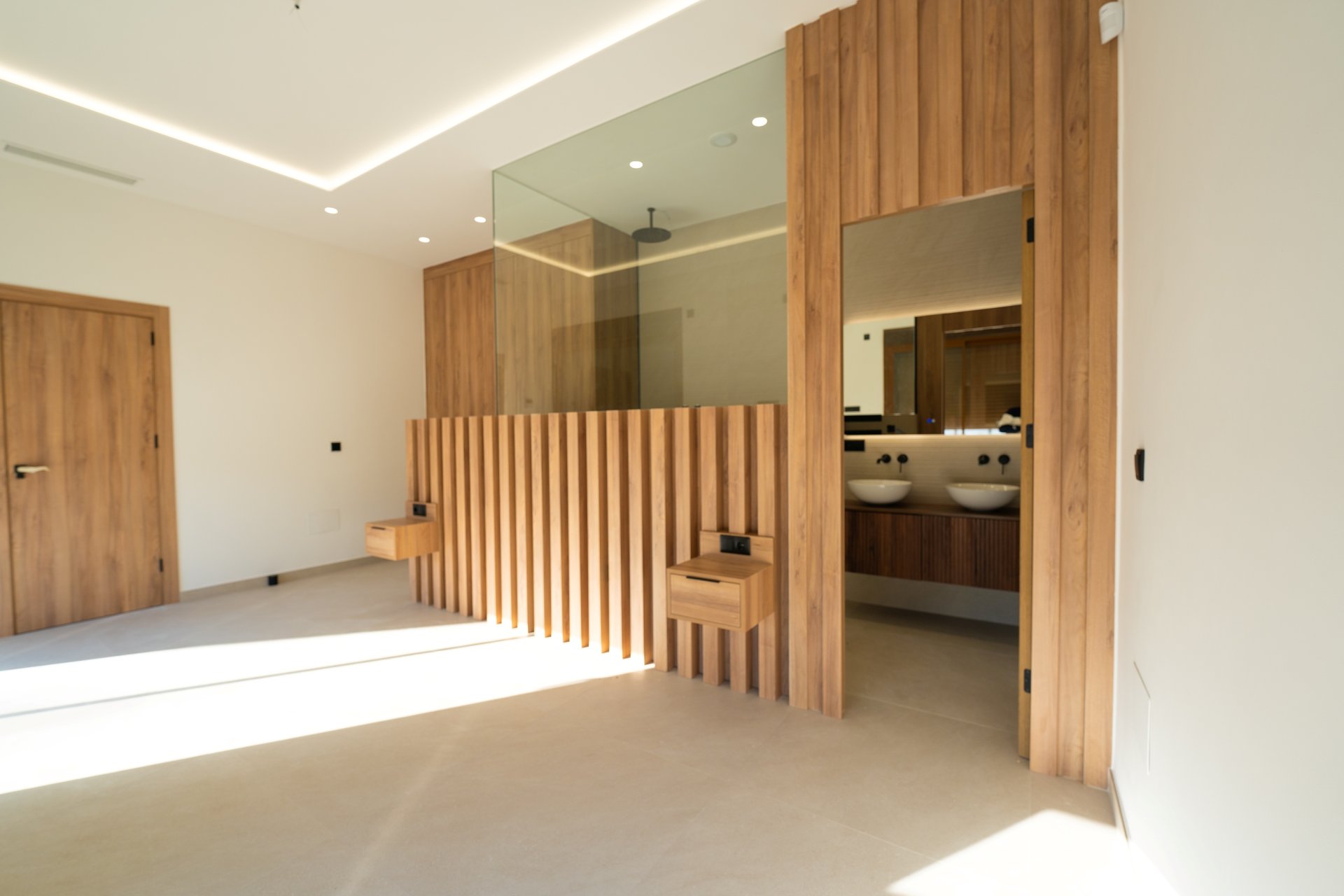 Obra nueva - Villa -
Benejúzar