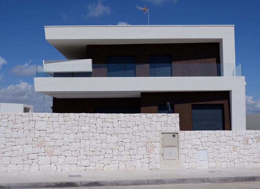 Obra nueva - Villa -
Benijofar