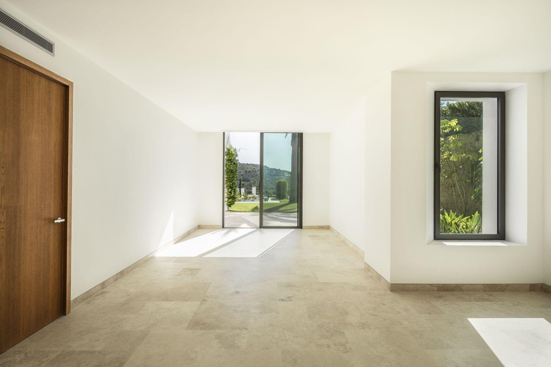 Obra nueva - Villa -
Casares - Pedregales