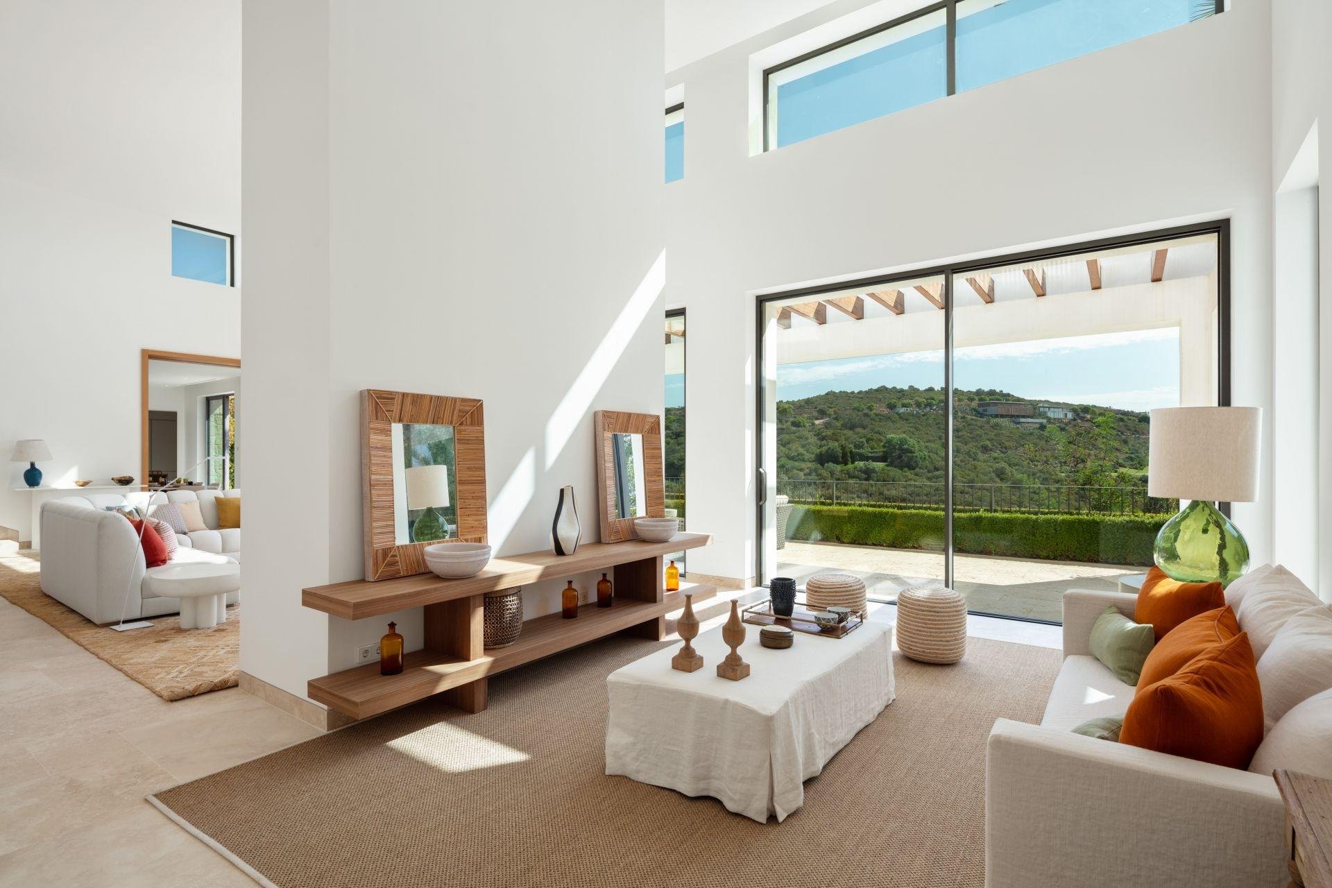 Obra nueva - Villa -
Casares - Pedregales