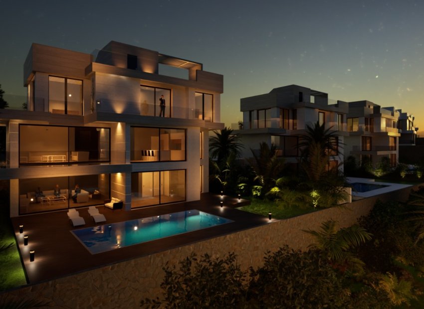 Obra nueva - Villa -
Estepona