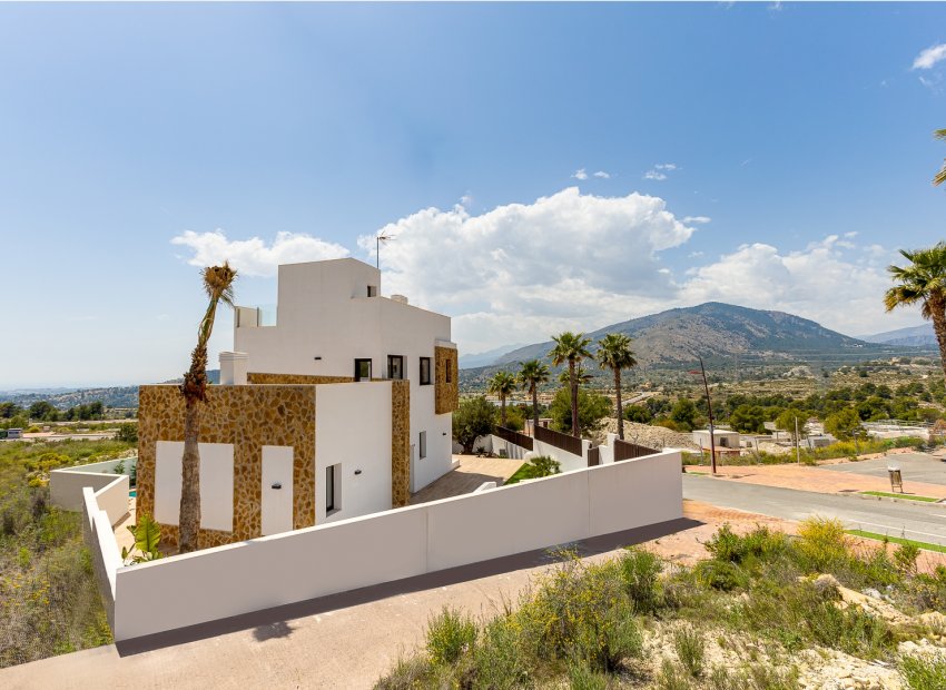 Obra nueva - Villa -
Finestrat