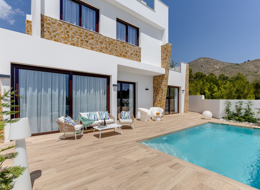 Obra nueva - Villa -
Finestrat