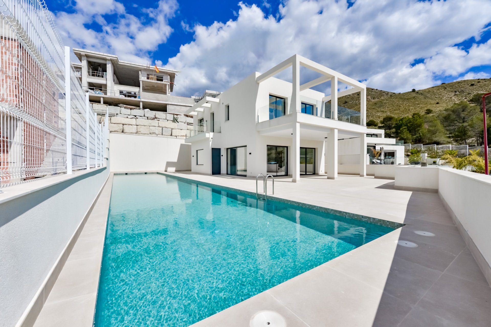 Obra nueva - Villa -
Finestrat