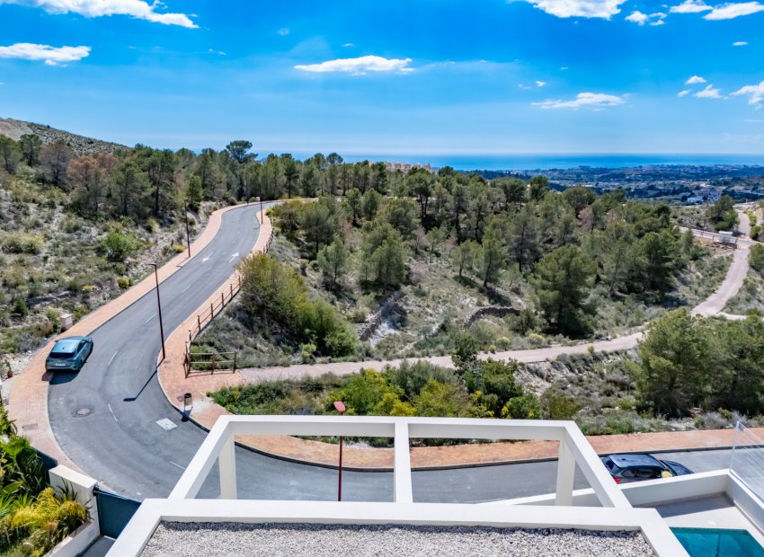 Obra nueva - Villa -
Finestrat
