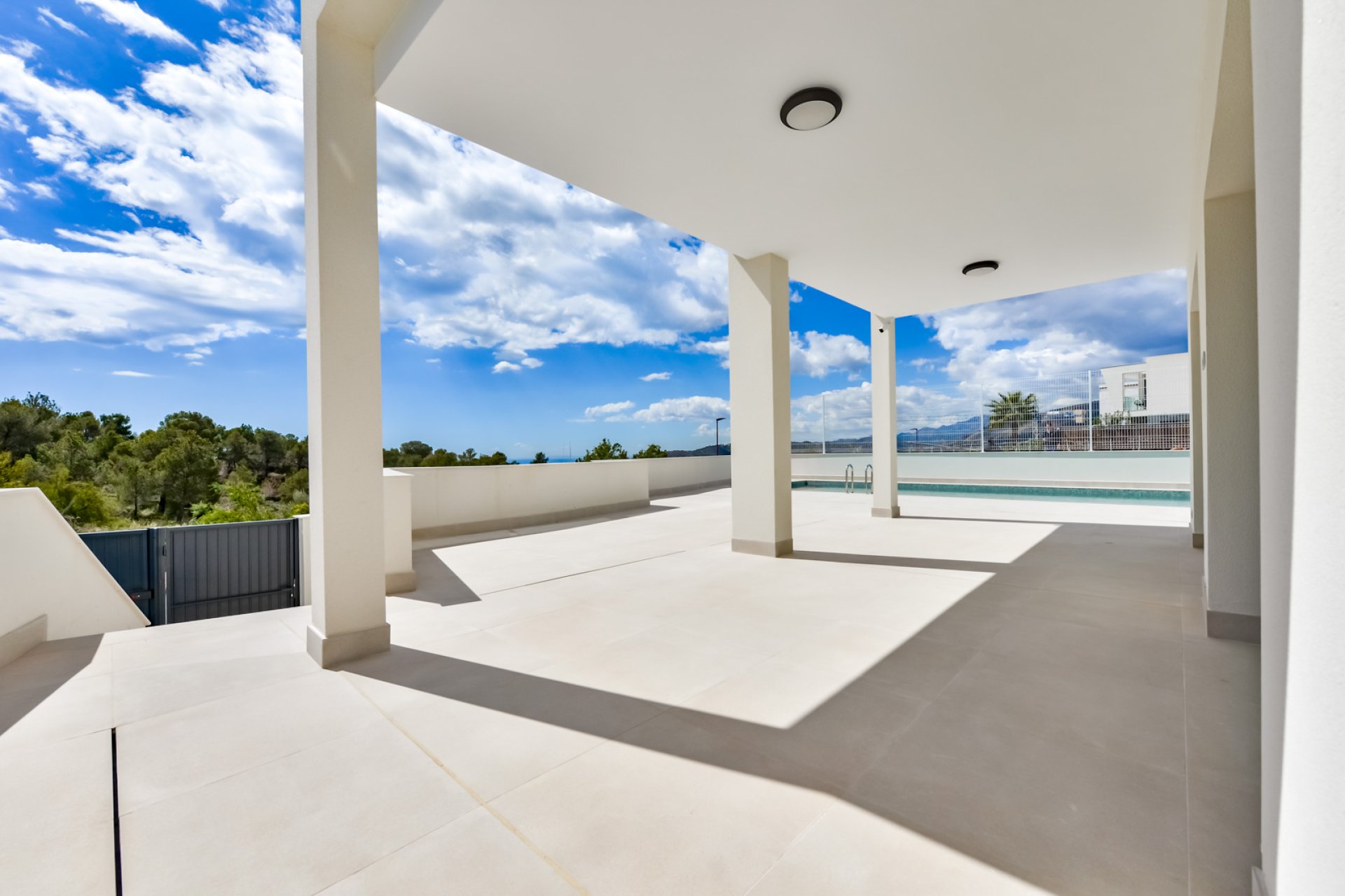 Obra nueva - Villa -
Finestrat