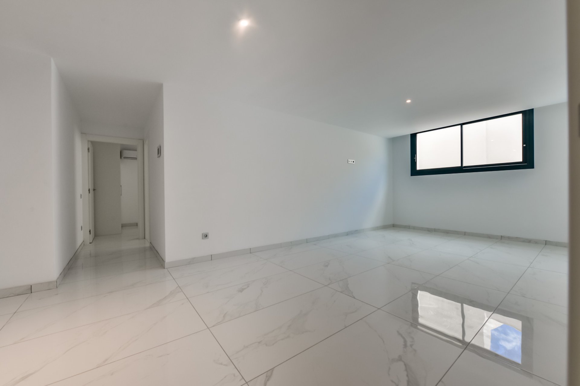 Obra nueva - Villa -
Finestrat