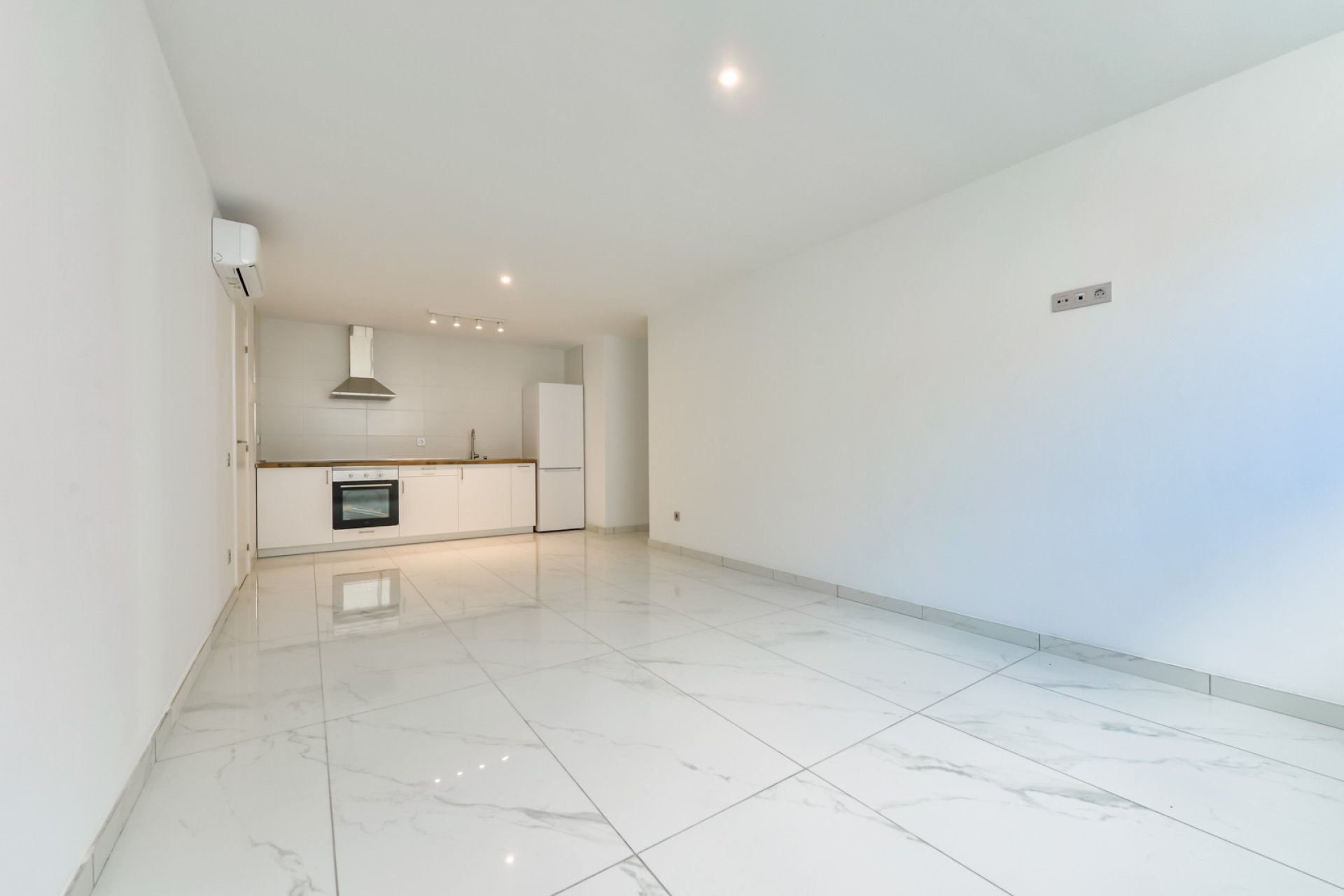 Obra nueva - Villa -
Finestrat