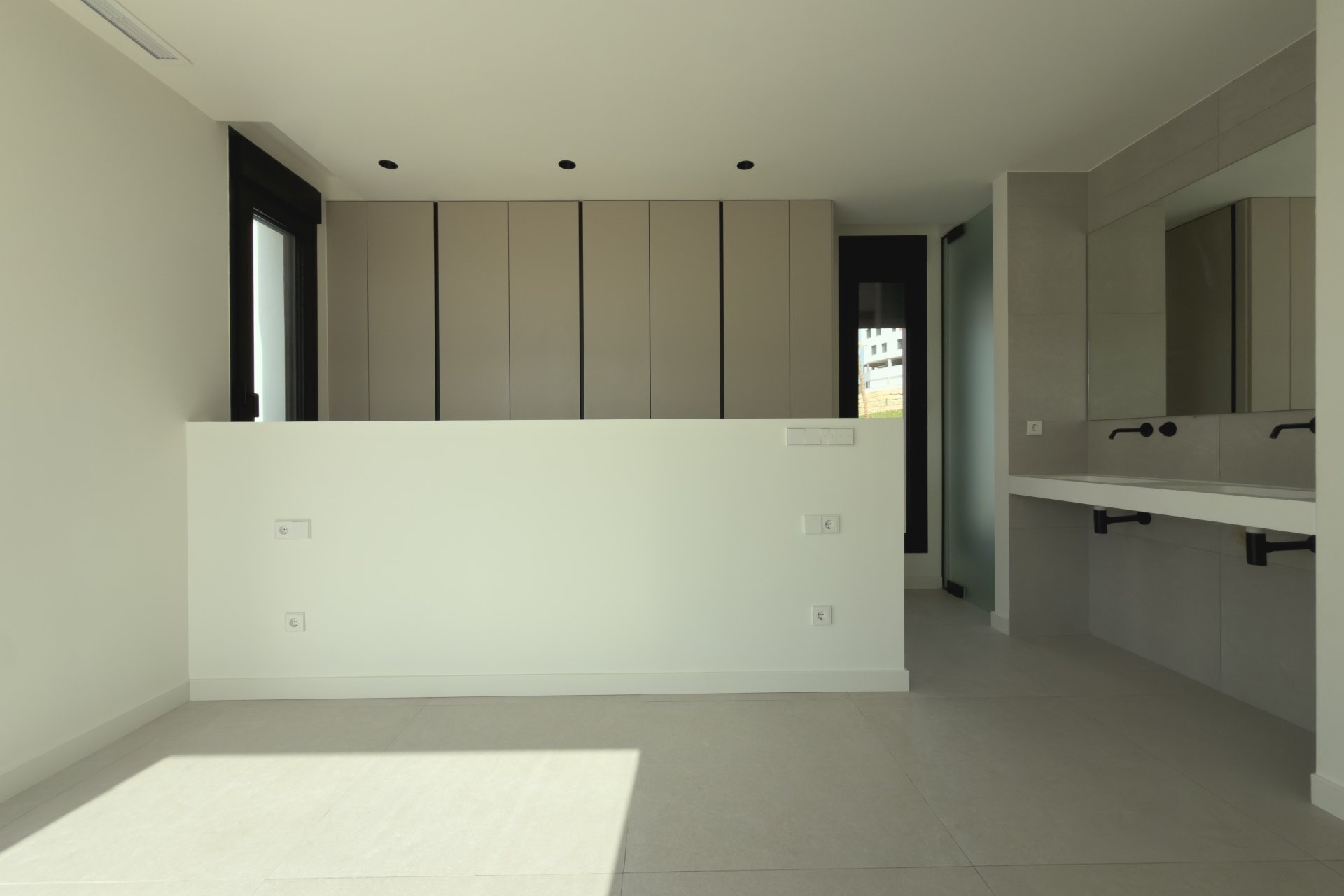 Obra nueva - Villa -
Finestrat