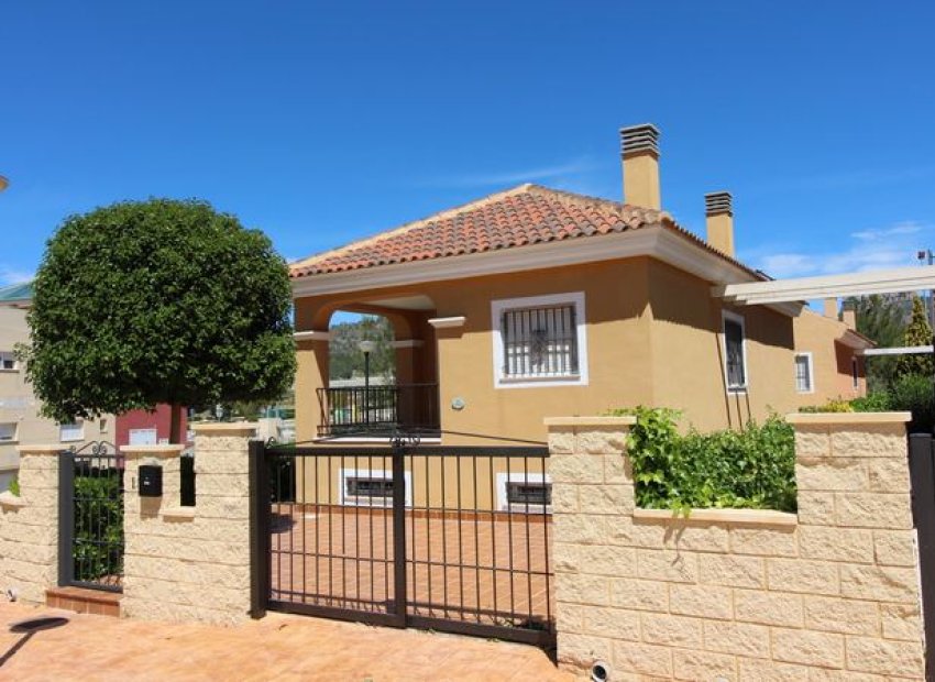 Obra nueva - Villa -
La Romana