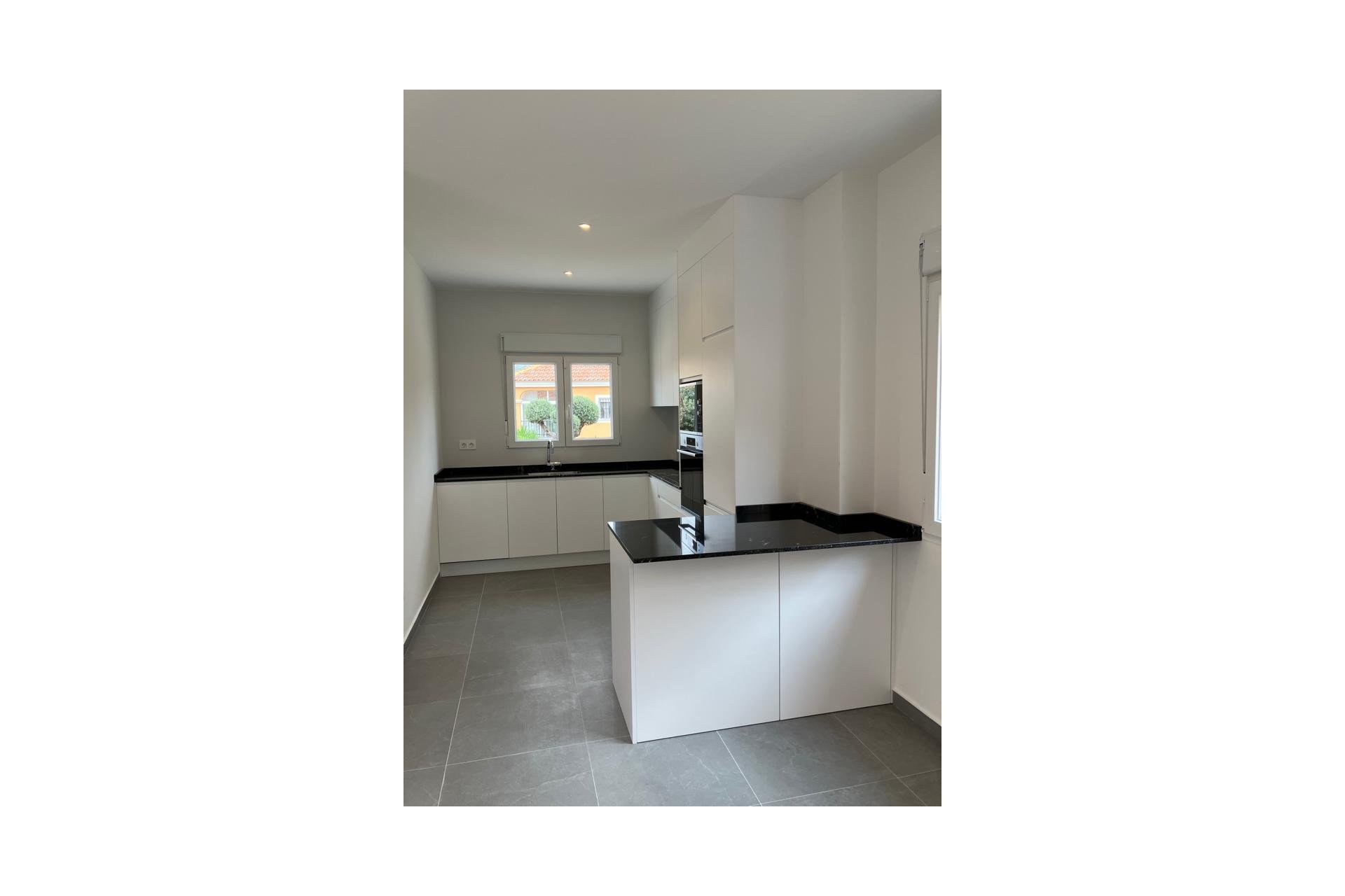 Obra nueva - Villa -
La Romana