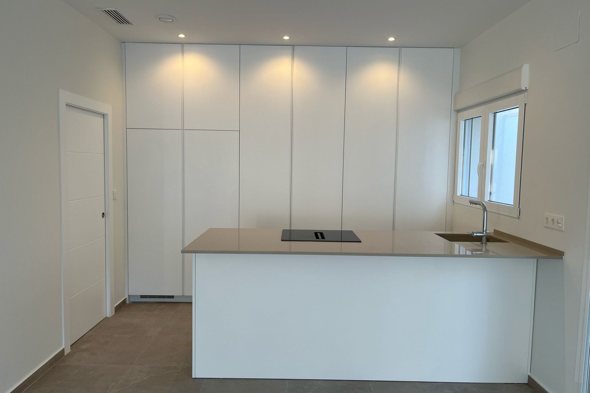 Obra nueva - Villa -
La Romana