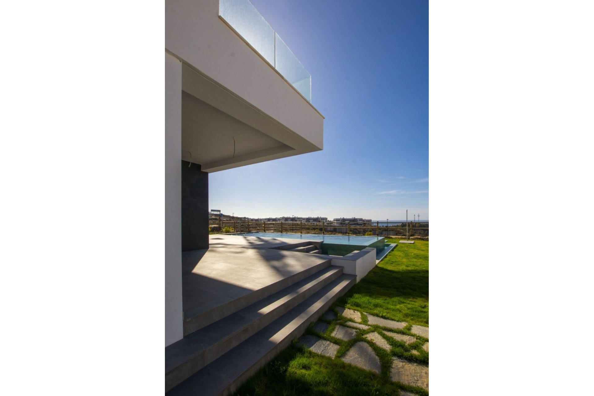 Obra nueva - Villa -
Málaga - Limonar