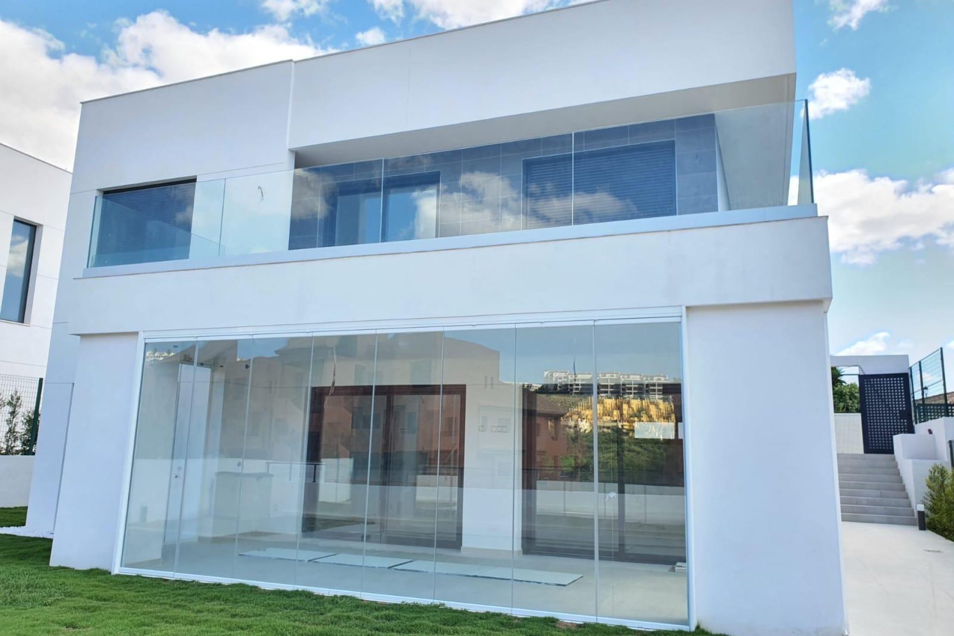 Obra nueva - Villa -
Manilva - La Duquesa