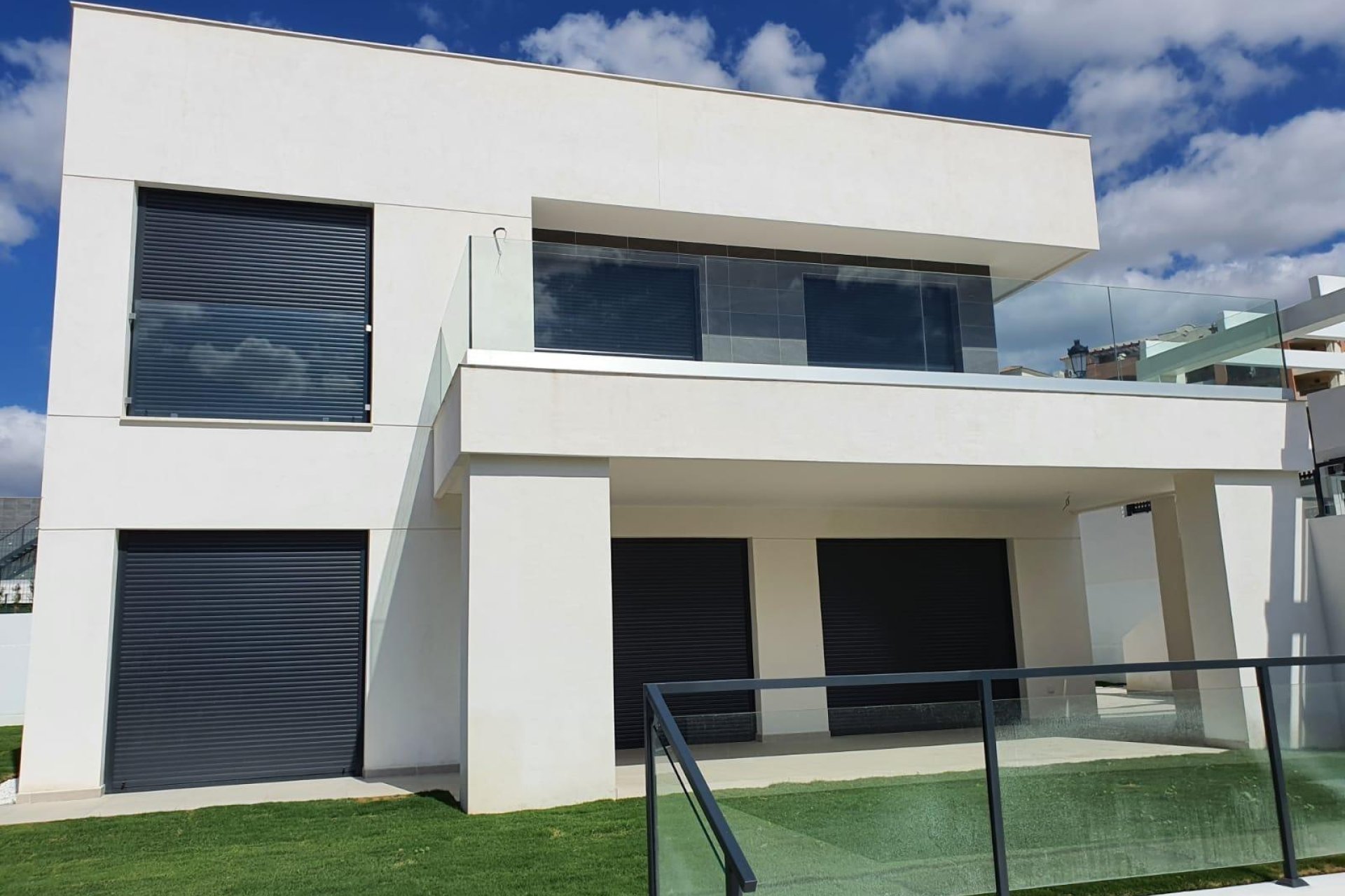 Obra nueva - Villa -
Manilva - La Duquesa