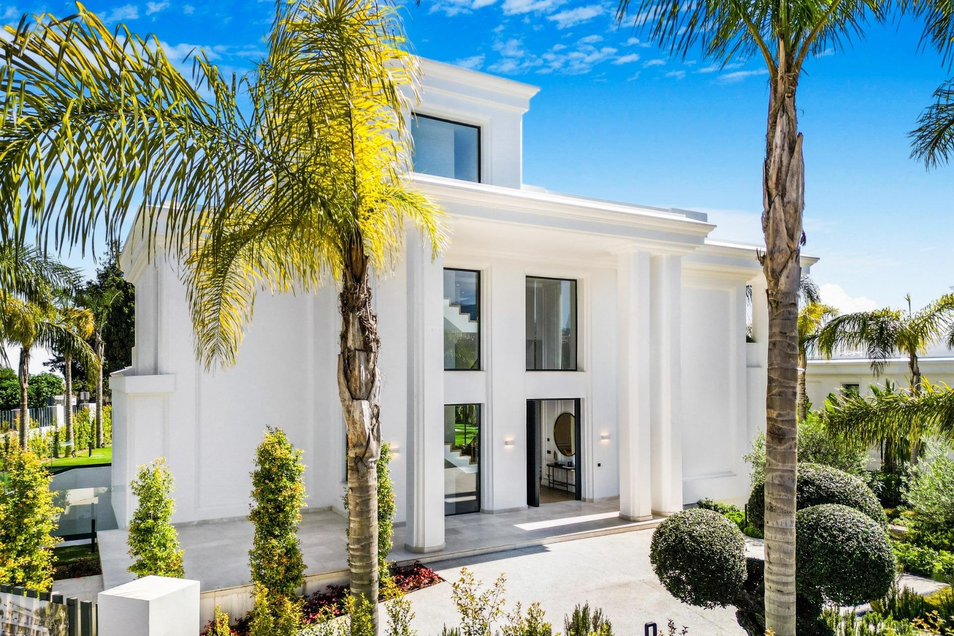 Obra nueva - Villa -
Marbella - Lomas De Marbella Club