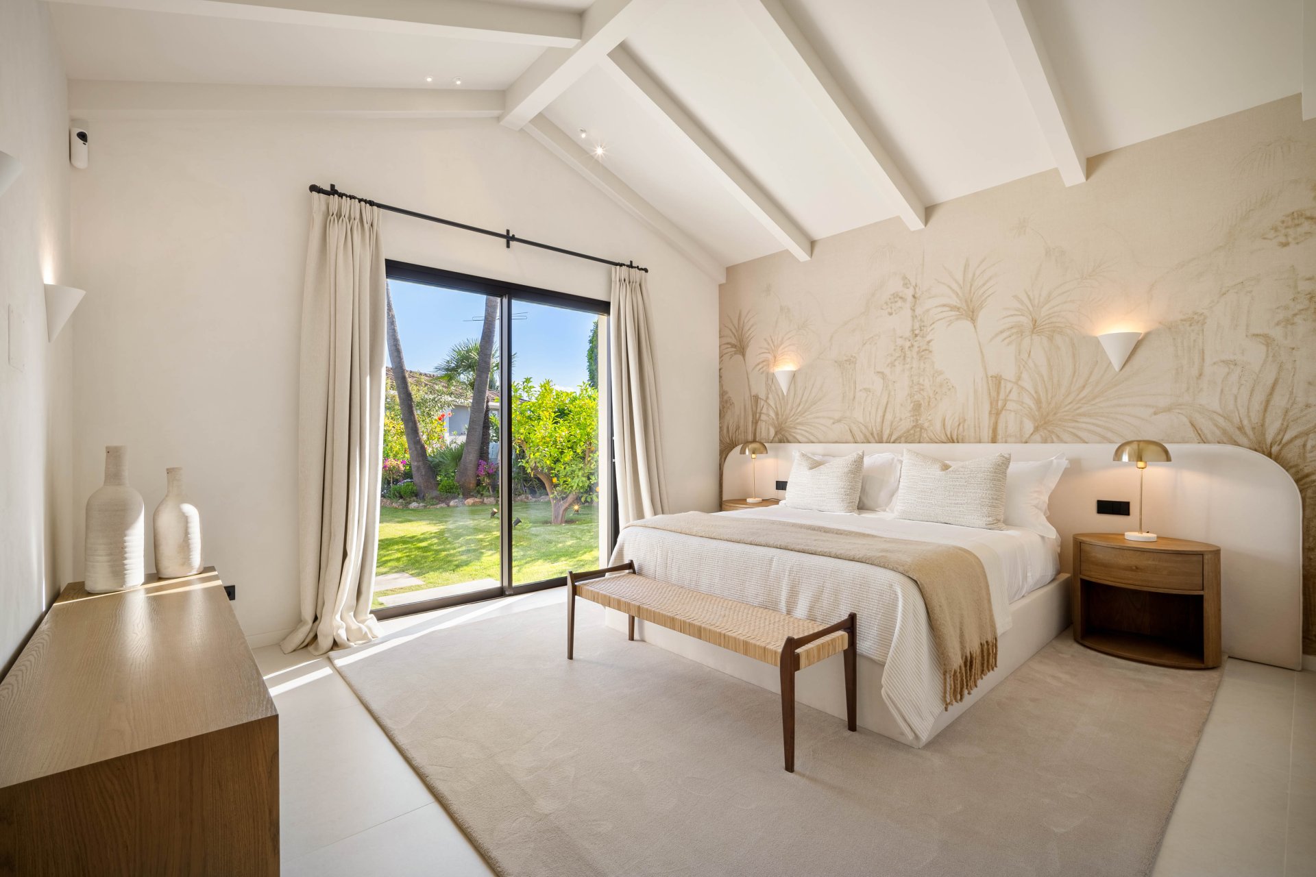 Obra nueva - Villa -
Marbella