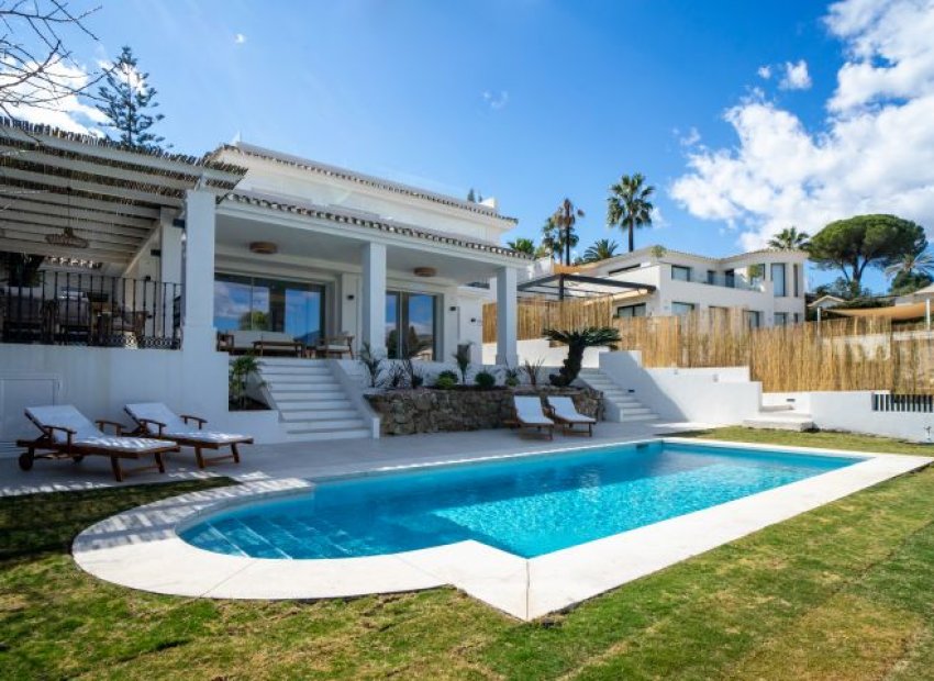 Obra nueva - Villa -
Marbella