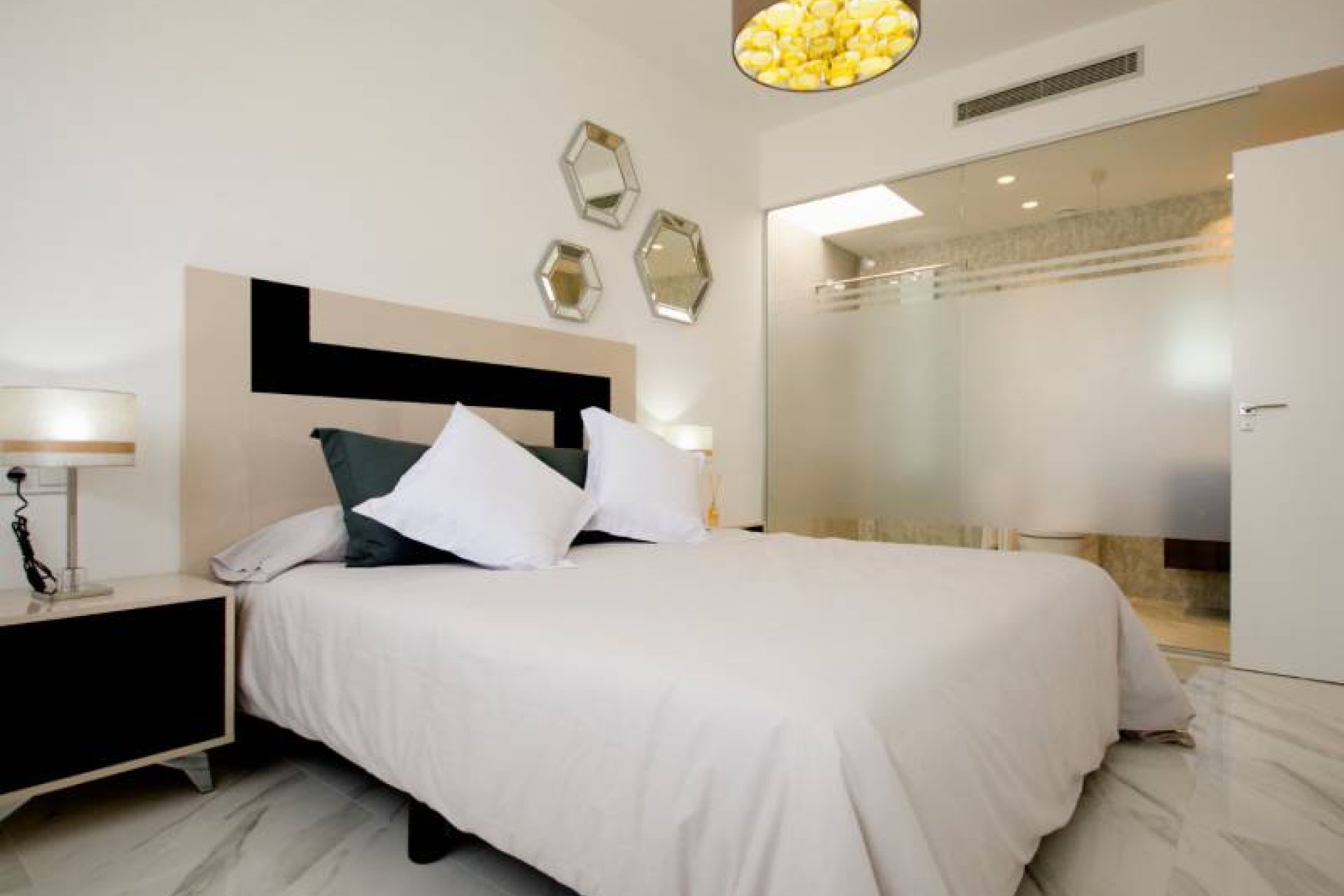 Obra nueva - Villa -
Orihuela Costa