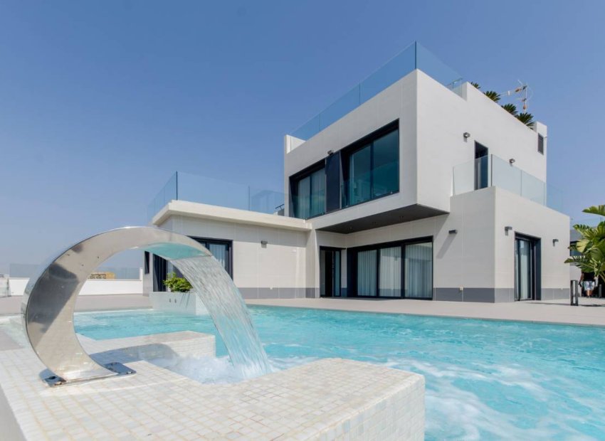 Obra nueva - Villa -
Orihuela