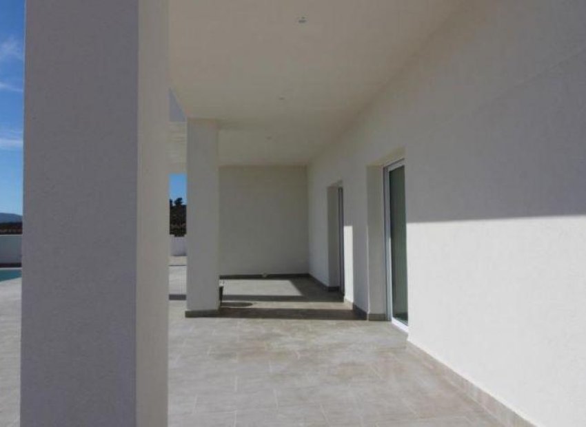 Obra nueva - Villa -
Pinoso - Centro