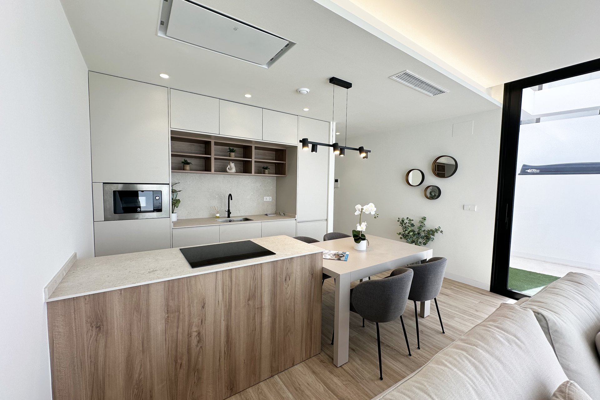 Obra nueva - Villa -
Torre de la Horadada