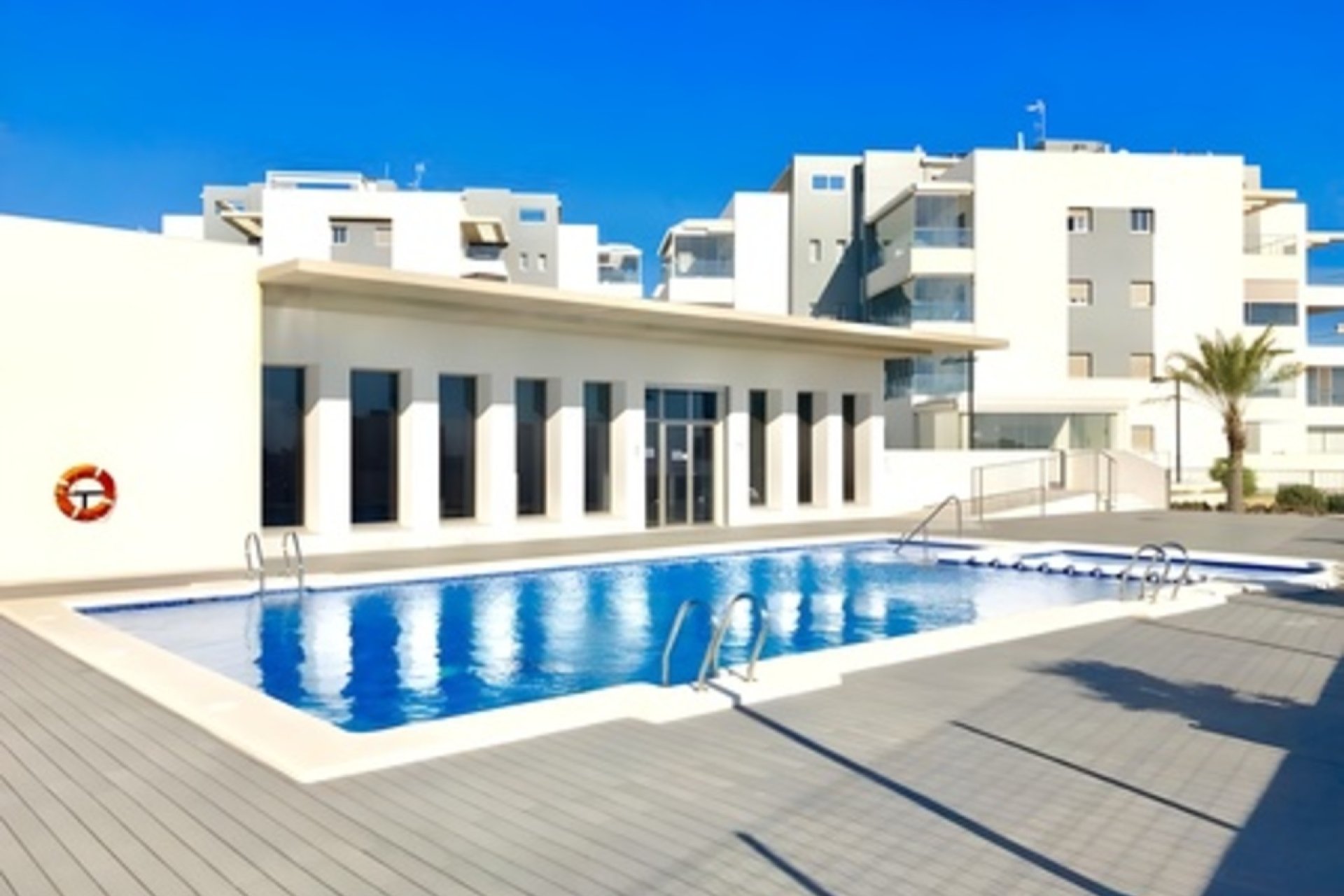 Penthouse met zeezicht en dakterras in Orihuela Costa