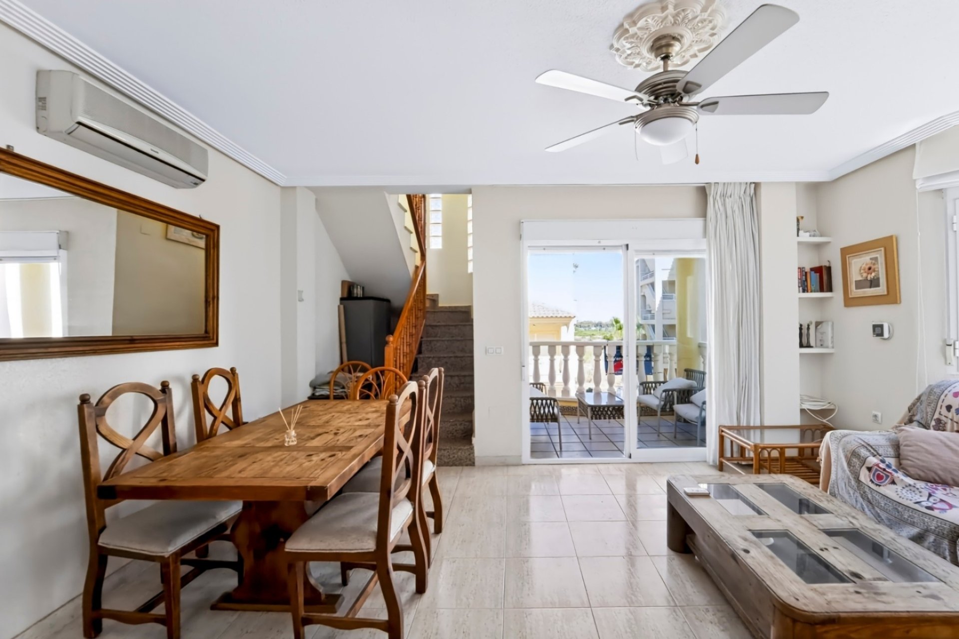 Piso en venta en Guardamar del Segura con piscina