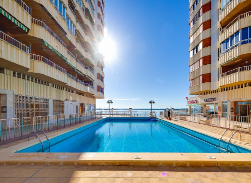 Piso frente al mar en Torrevieja
