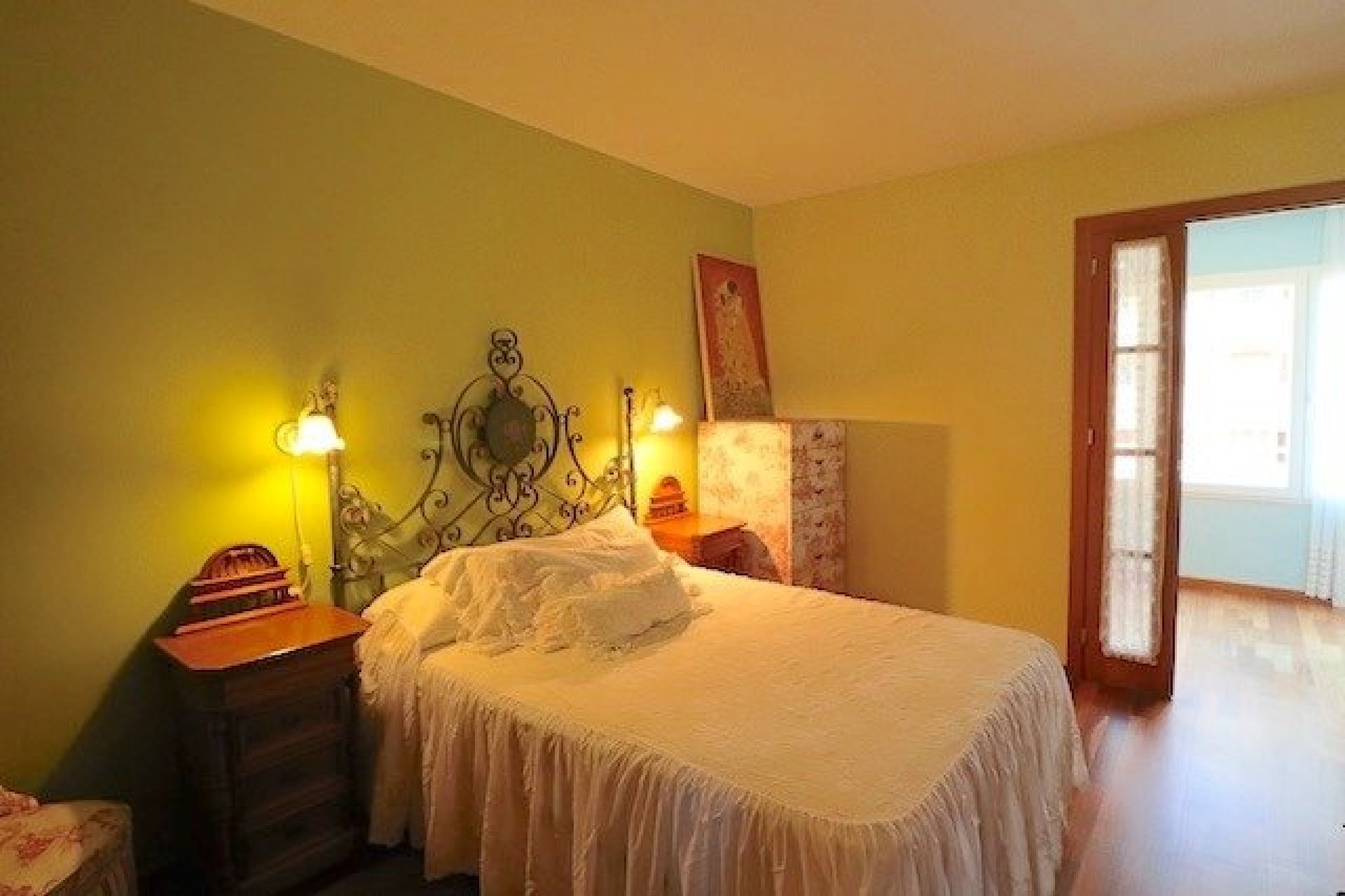 Piso reformado con vistas al mar, 3 dormitorios, piscina en Benidorm