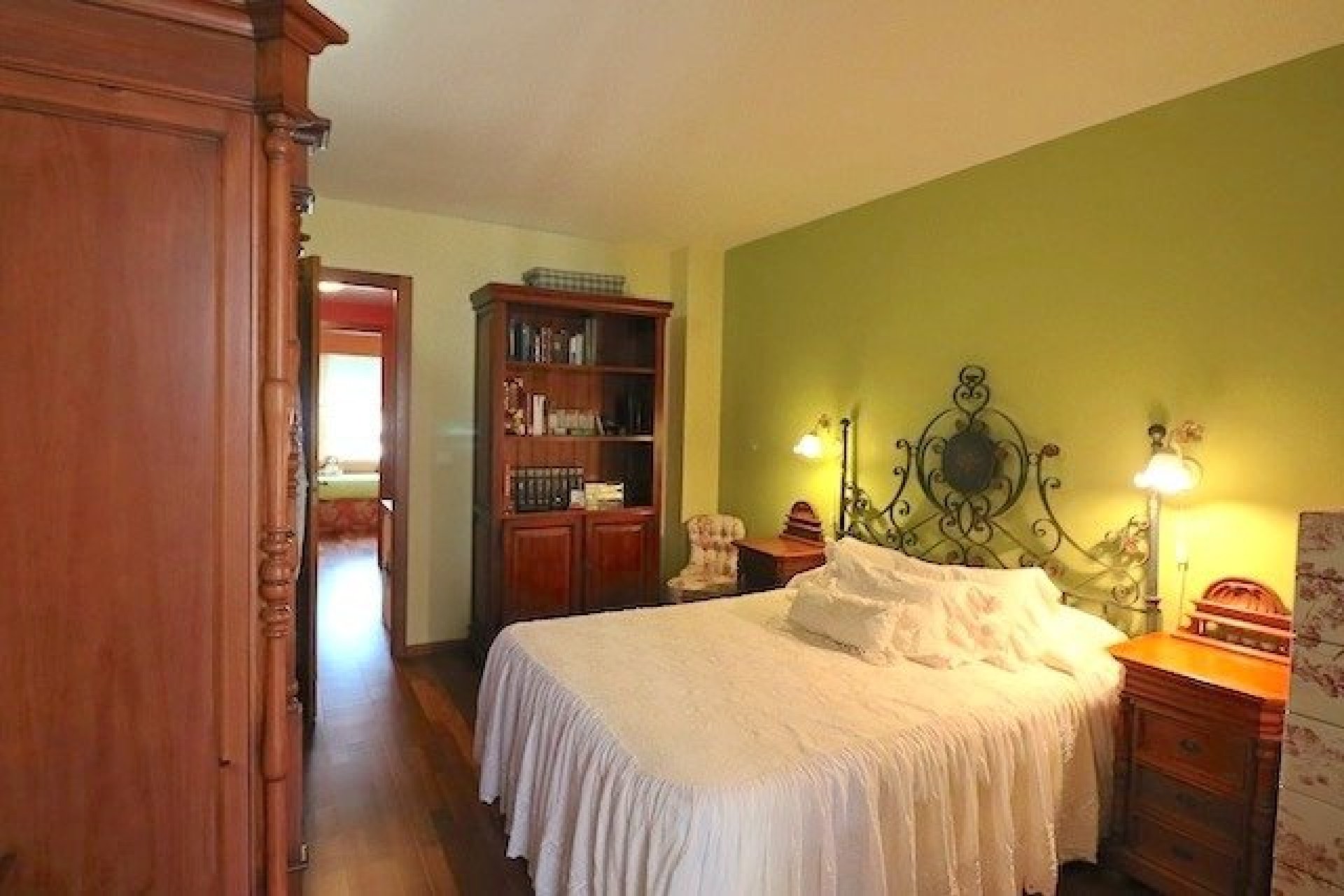 Piso reformado con vistas al mar, 3 dormitorios, piscina en Benidorm