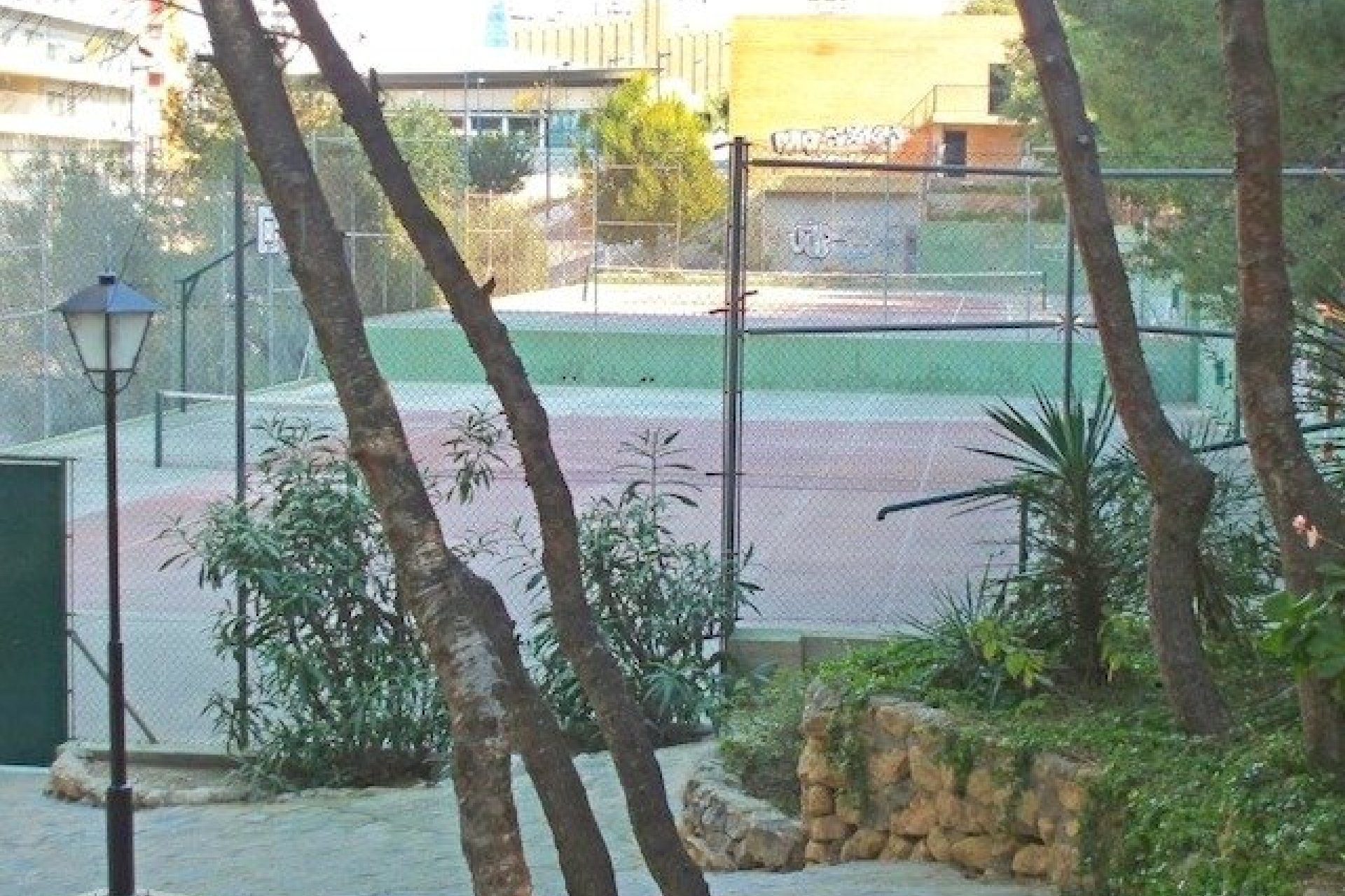 Piso reformado con vistas al mar, 3 dormitorios, piscina en Benidorm