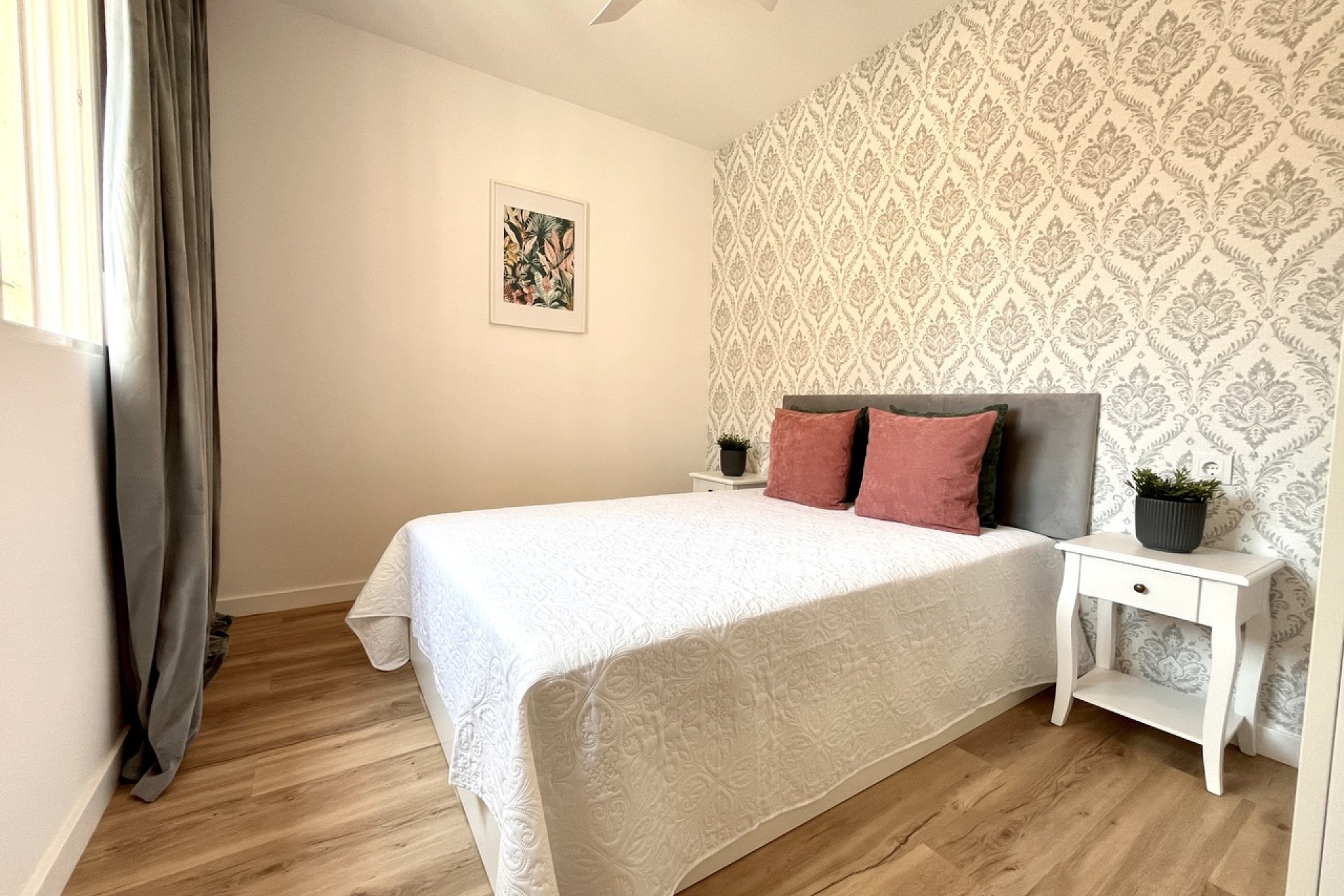 Renovated 3-bedroom townhouse in Playa Flamenca with a pool