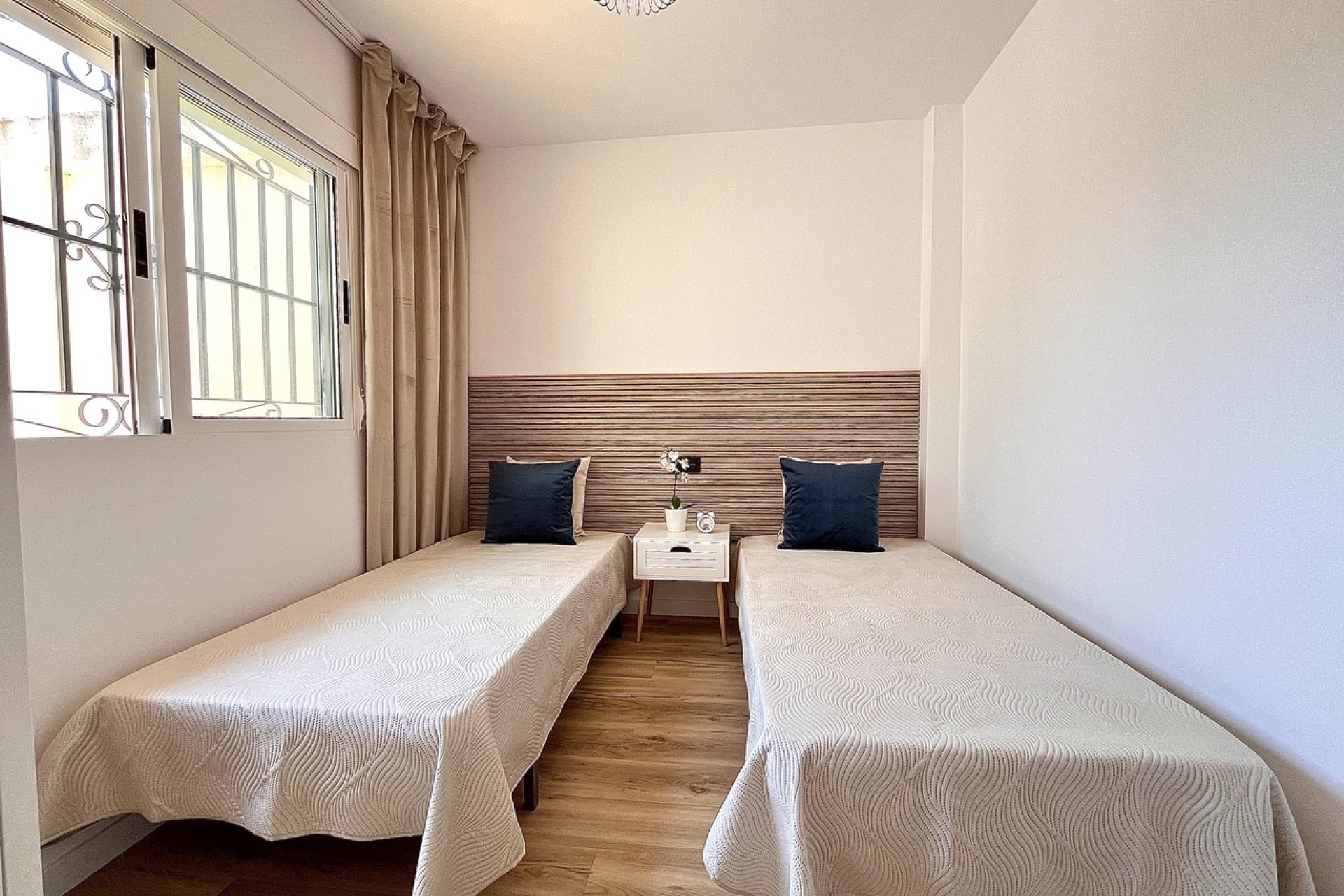 Renovated 3-bedroom townhouse in Playa Flamenca with a pool
