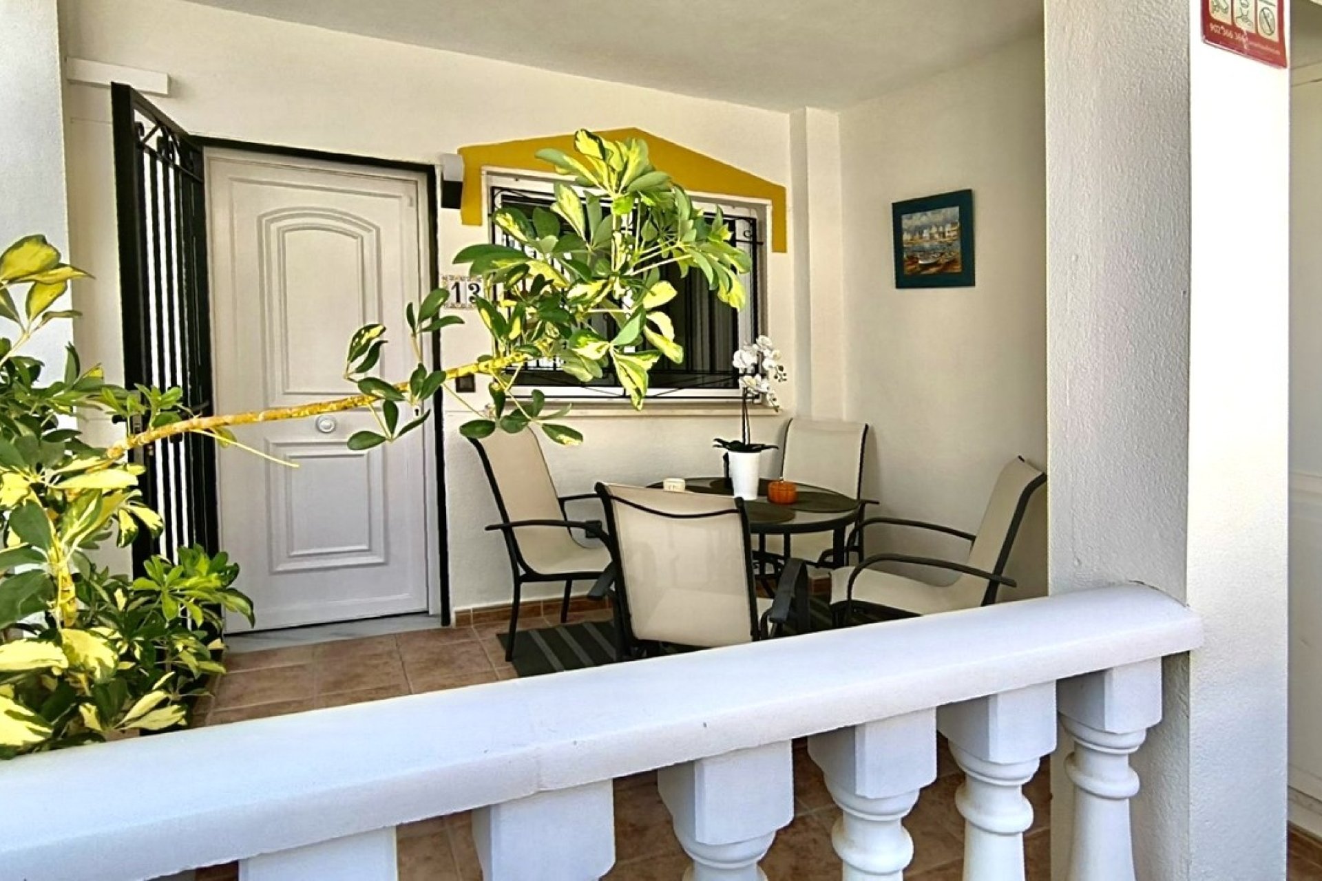 Renovated 3-bedroom townhouse in Playa Flamenca with a pool