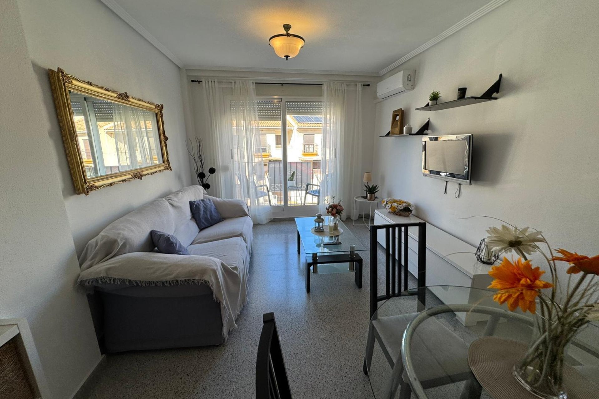 Resale - Apartamento -
San Miguel de Salinas