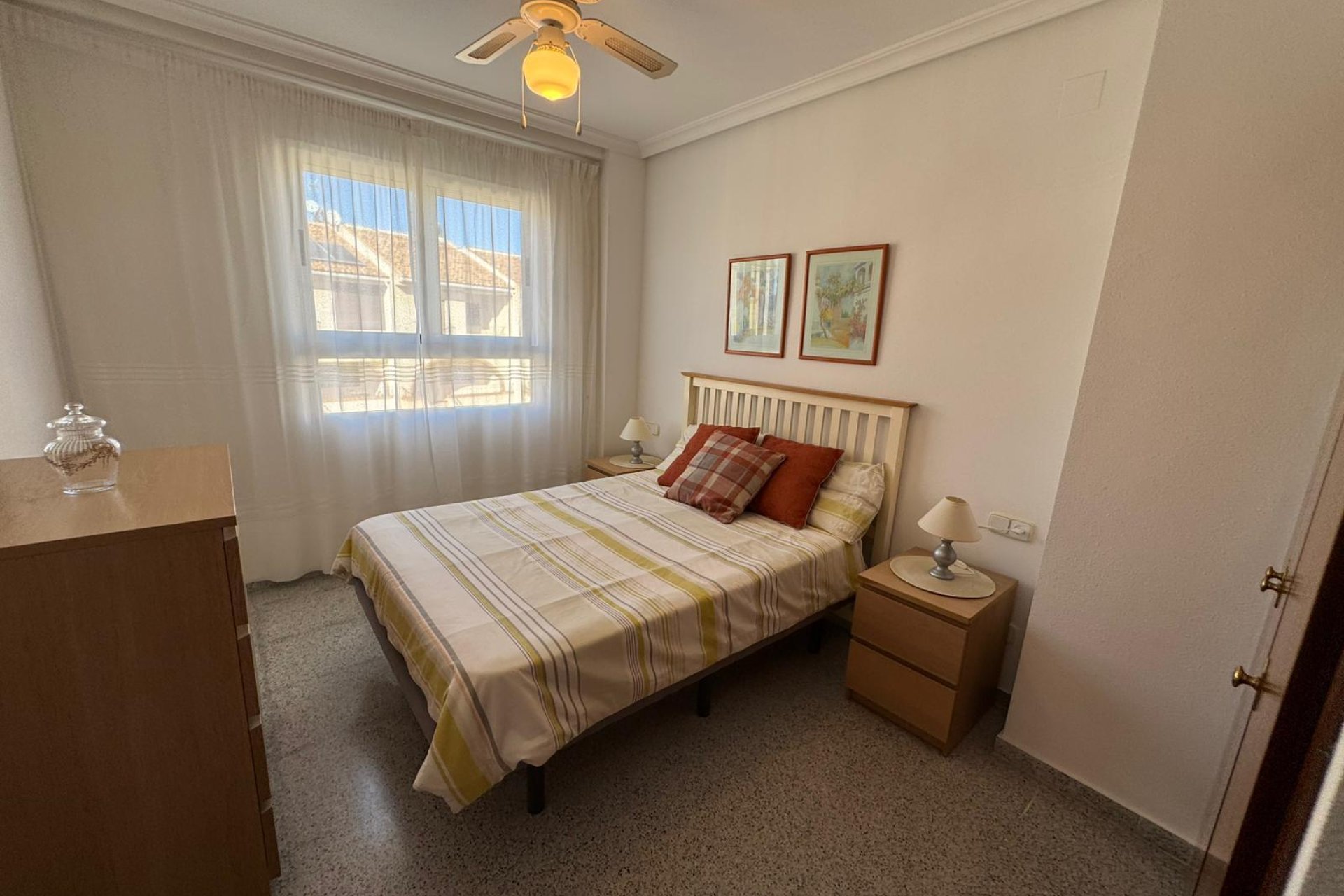 Resale - Apartamento -
San Miguel de Salinas