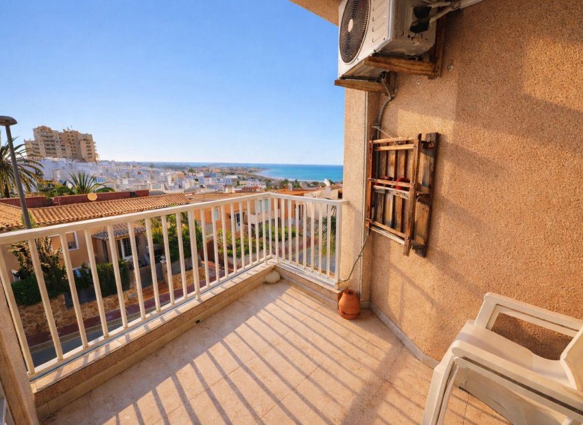 Resale - Apartamento -
Torrevieja - La Mata