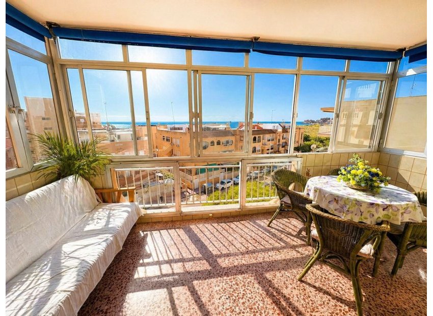 Resale - Apartamento -
Torrevieja - La Mata