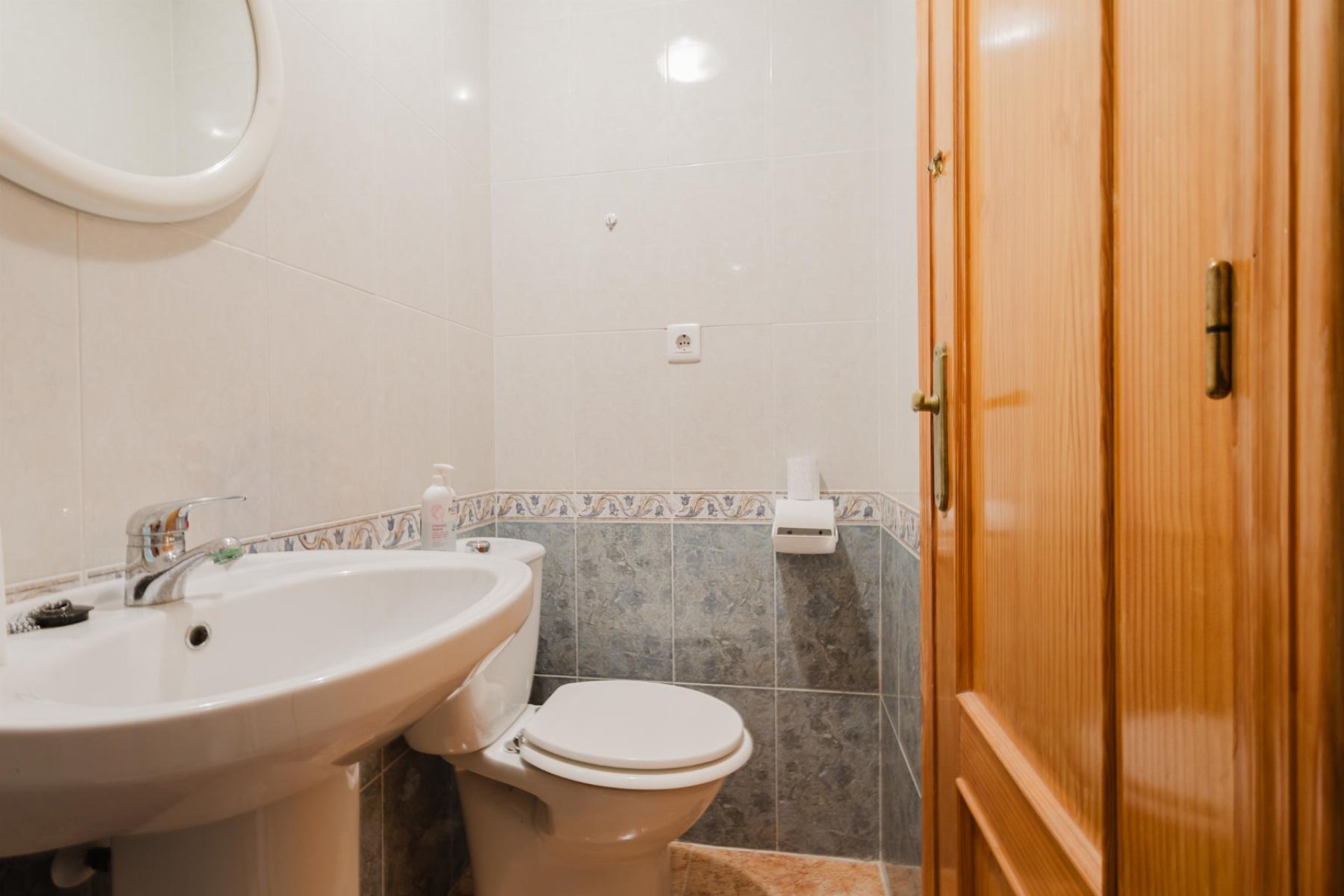 Resale - Apartamento -
Torrevieja - Parque de Las Naciones