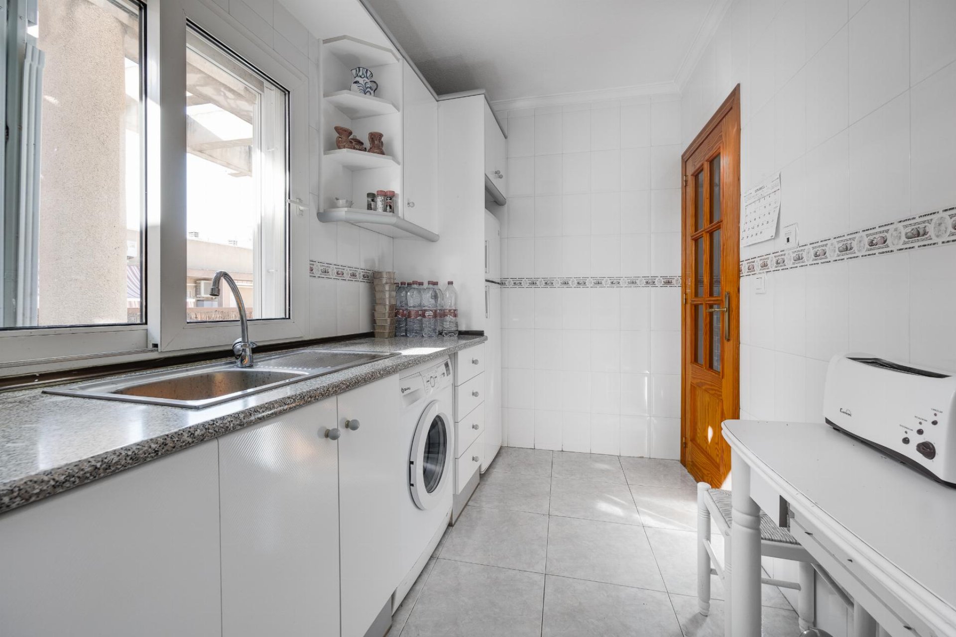 Resale - Apartamento -
Torrevieja - Parque de Las Naciones