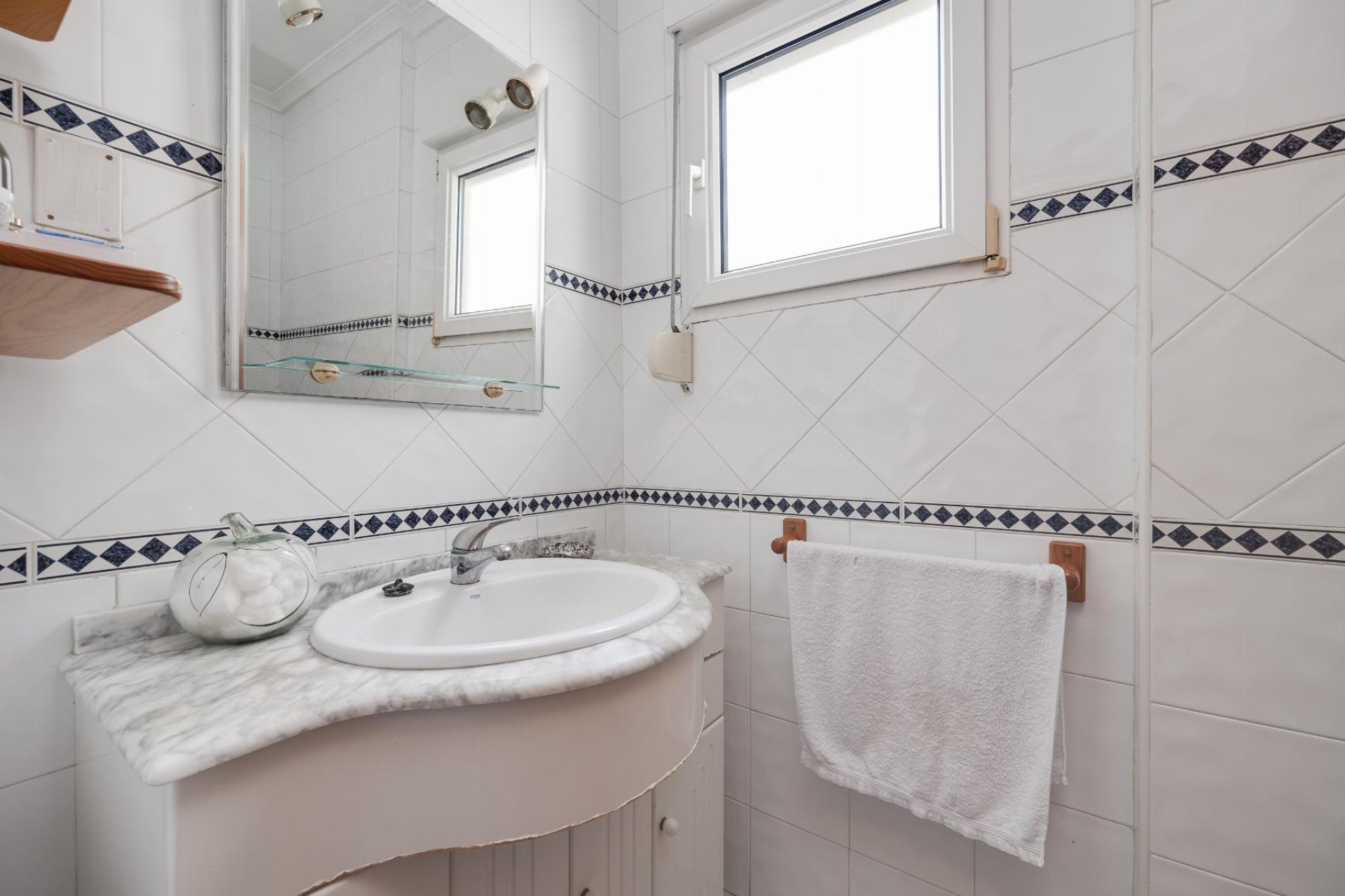 Resale - Apartamento -
Torrevieja - Parque de Las Naciones