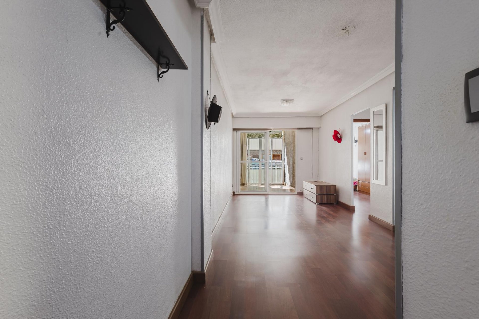 Resale - Apartamento -
Torrevieja - Playa del Acequión