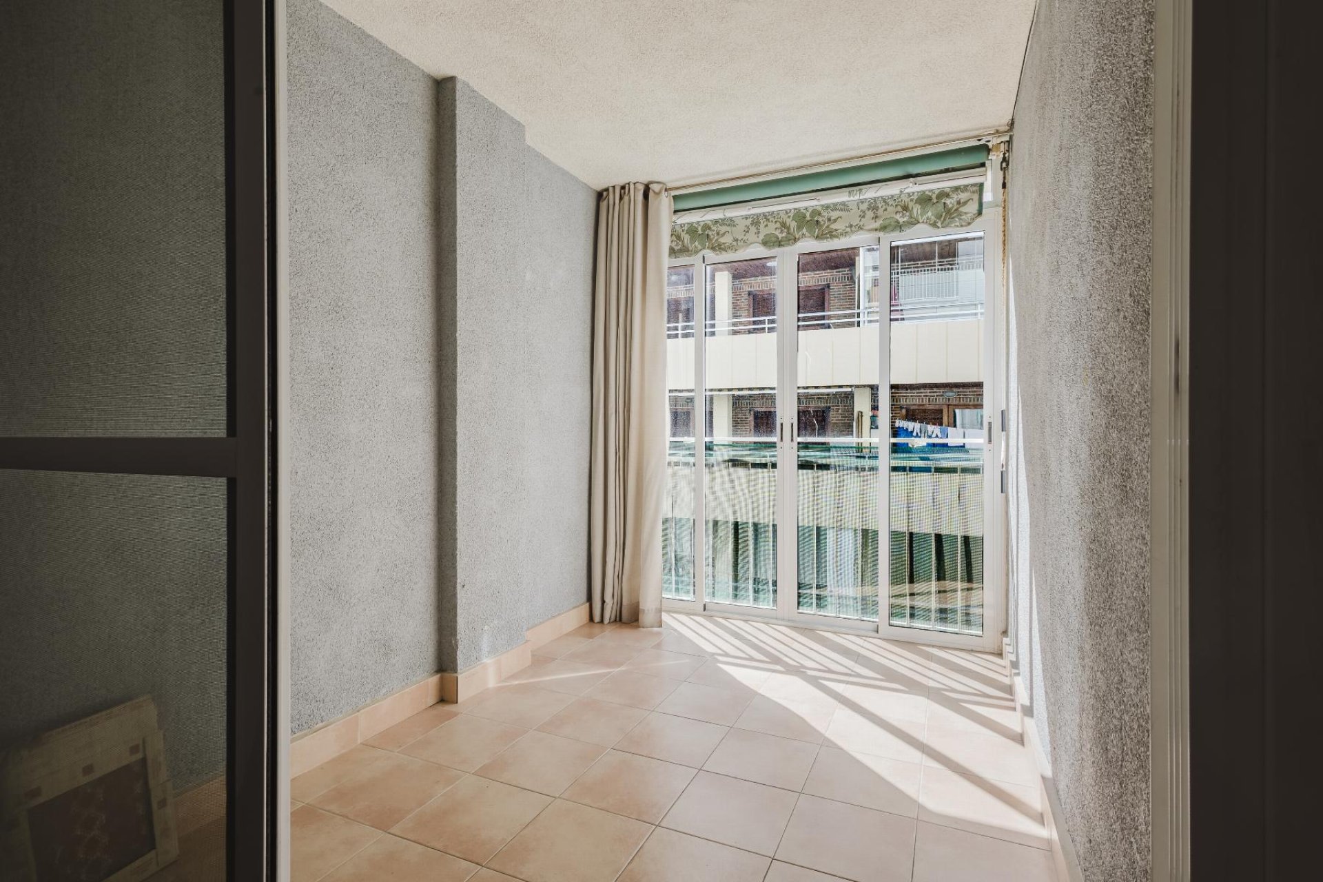 Resale - Apartamento -
Torrevieja - Playa del Acequión