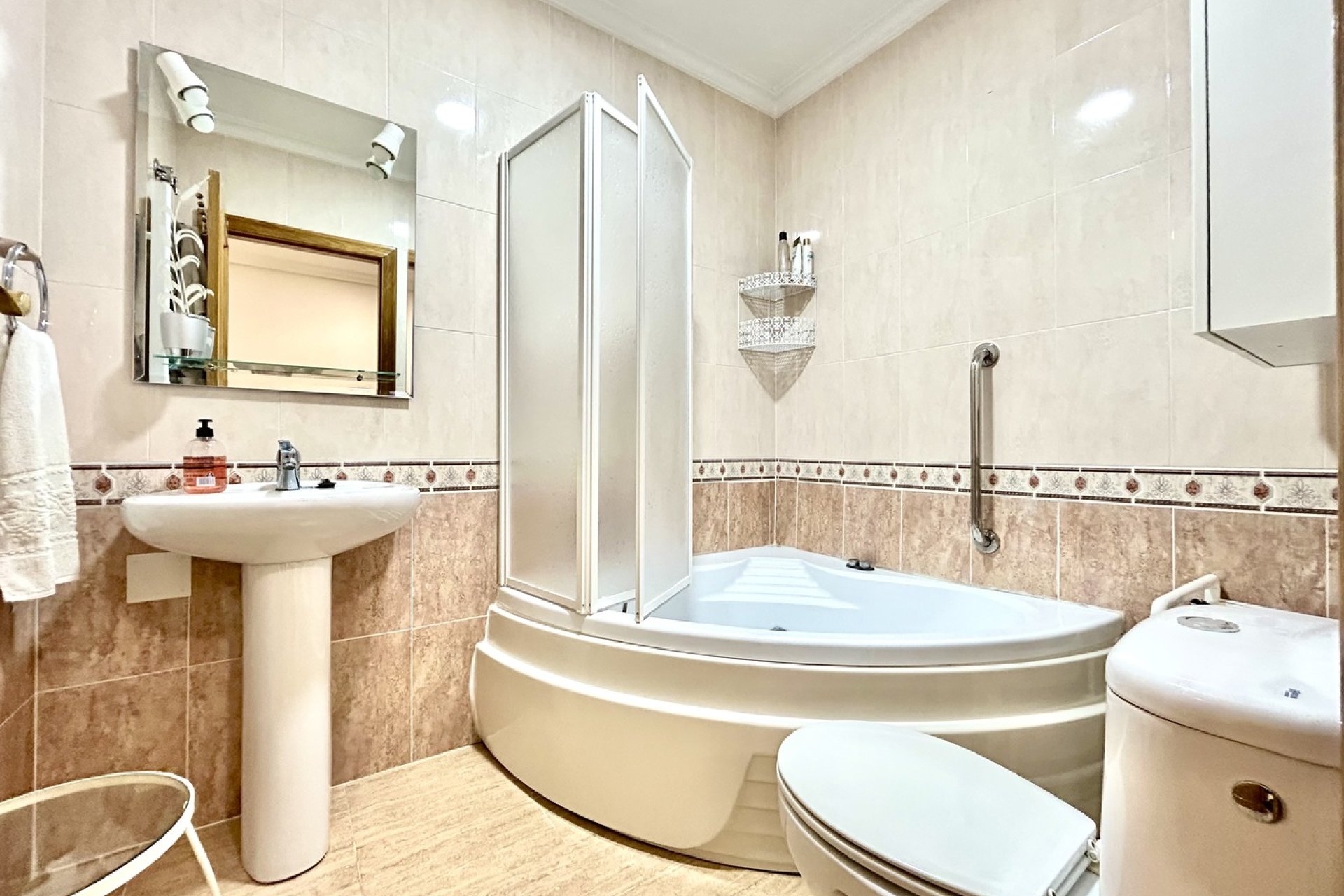 Resale - Apartment -
Almoradí