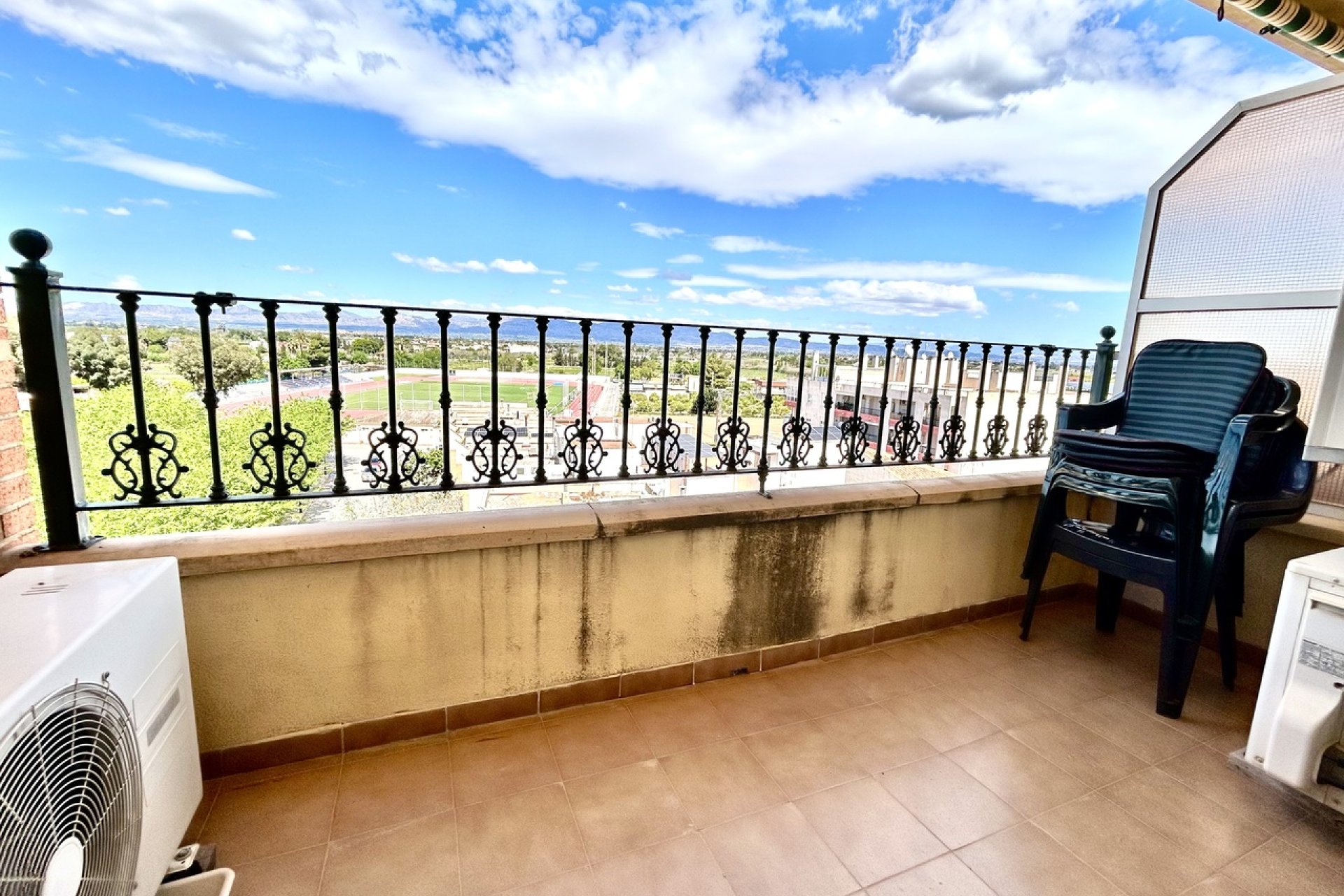 Resale - Apartment -
Almoradí