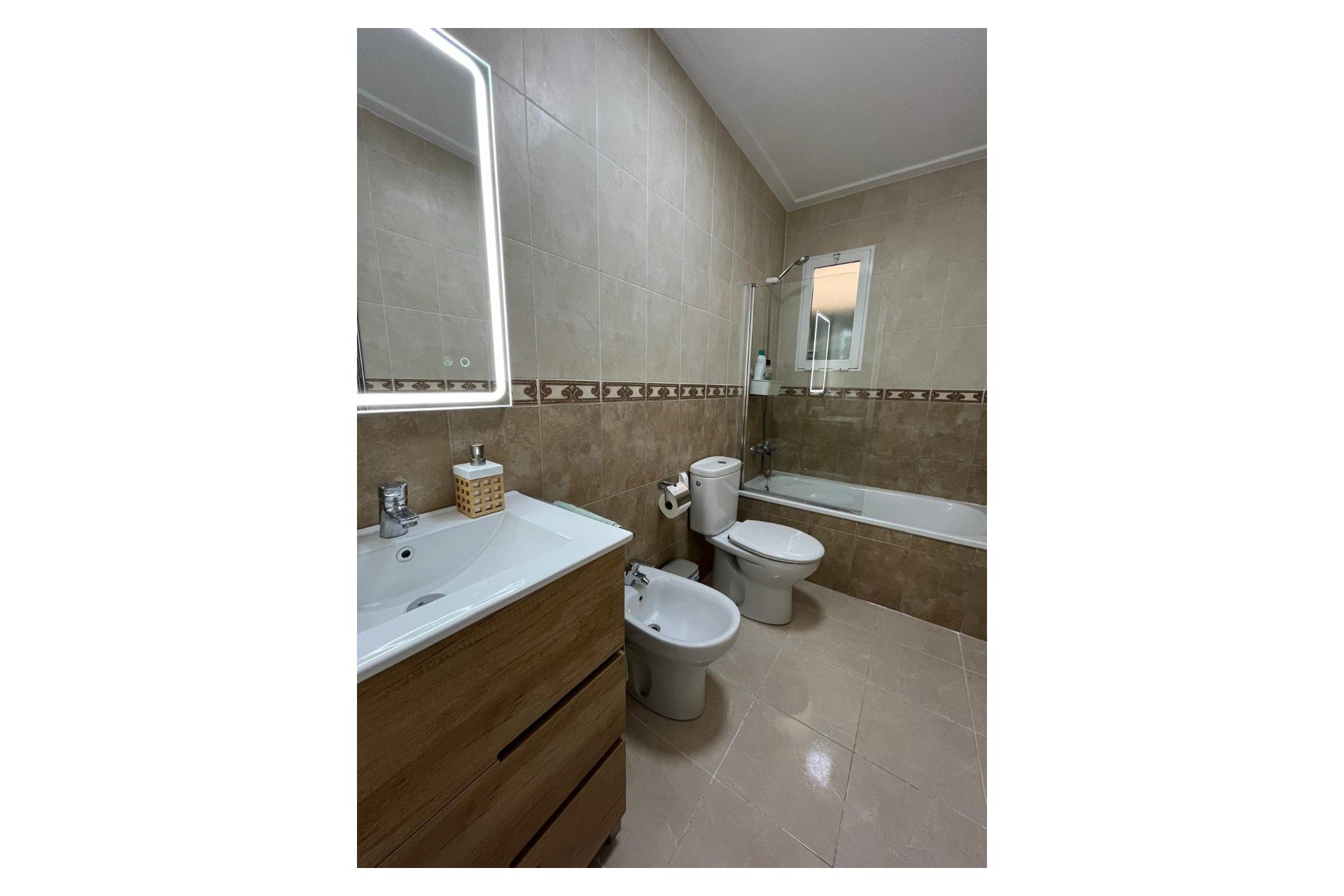 Resale - Apartment -
Almoradí