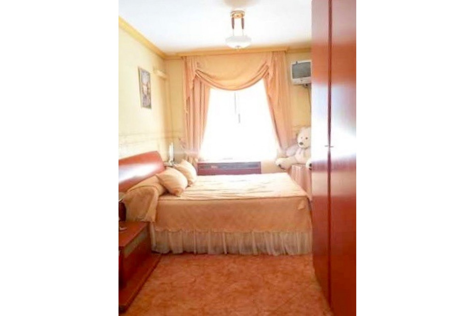 Resale - Apartment -
Benidorm - Colonia Madrid